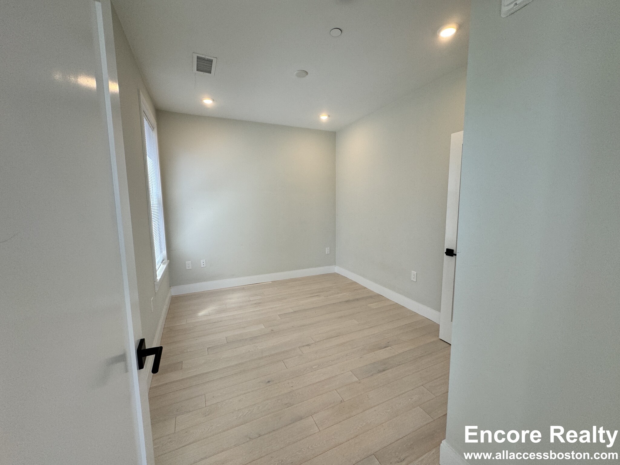 197 Green St, Jamaica Plain