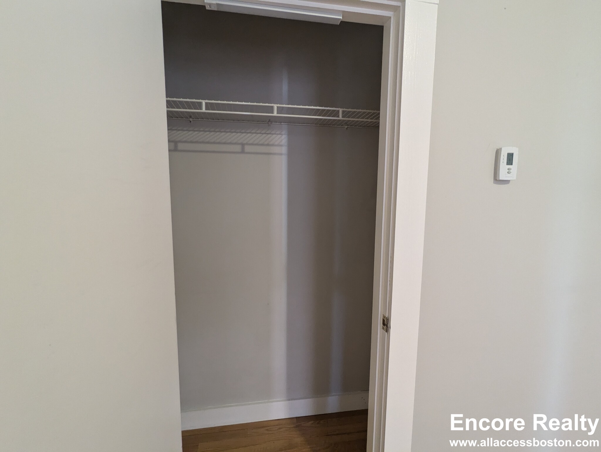 220 Banks St, Riverside