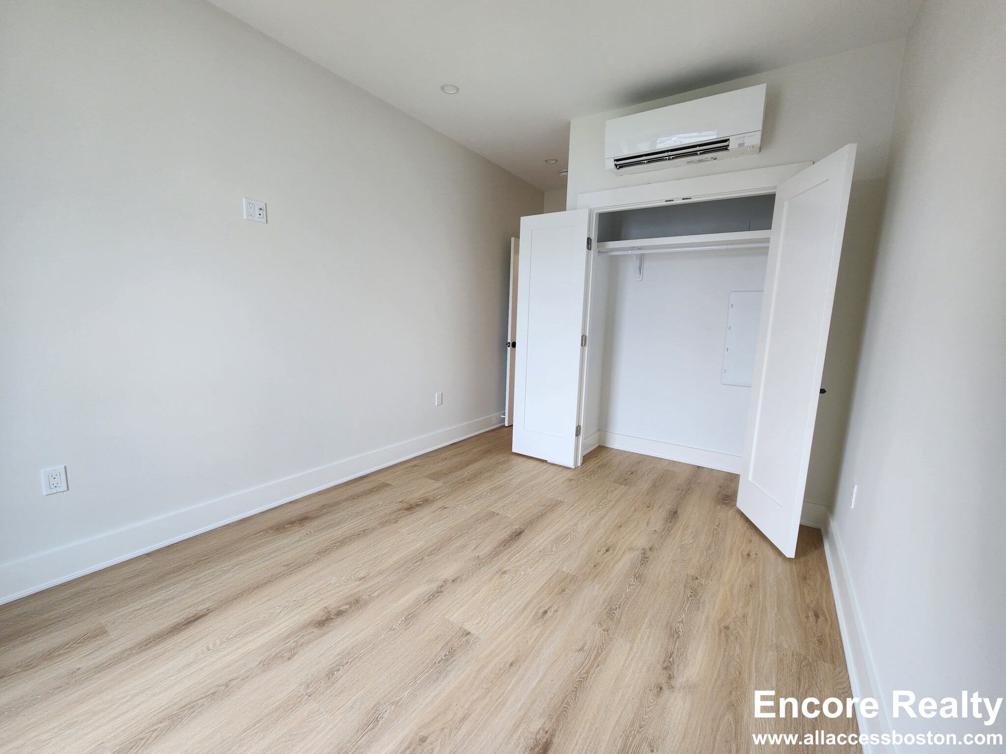 69 Bailey St, Dorchester