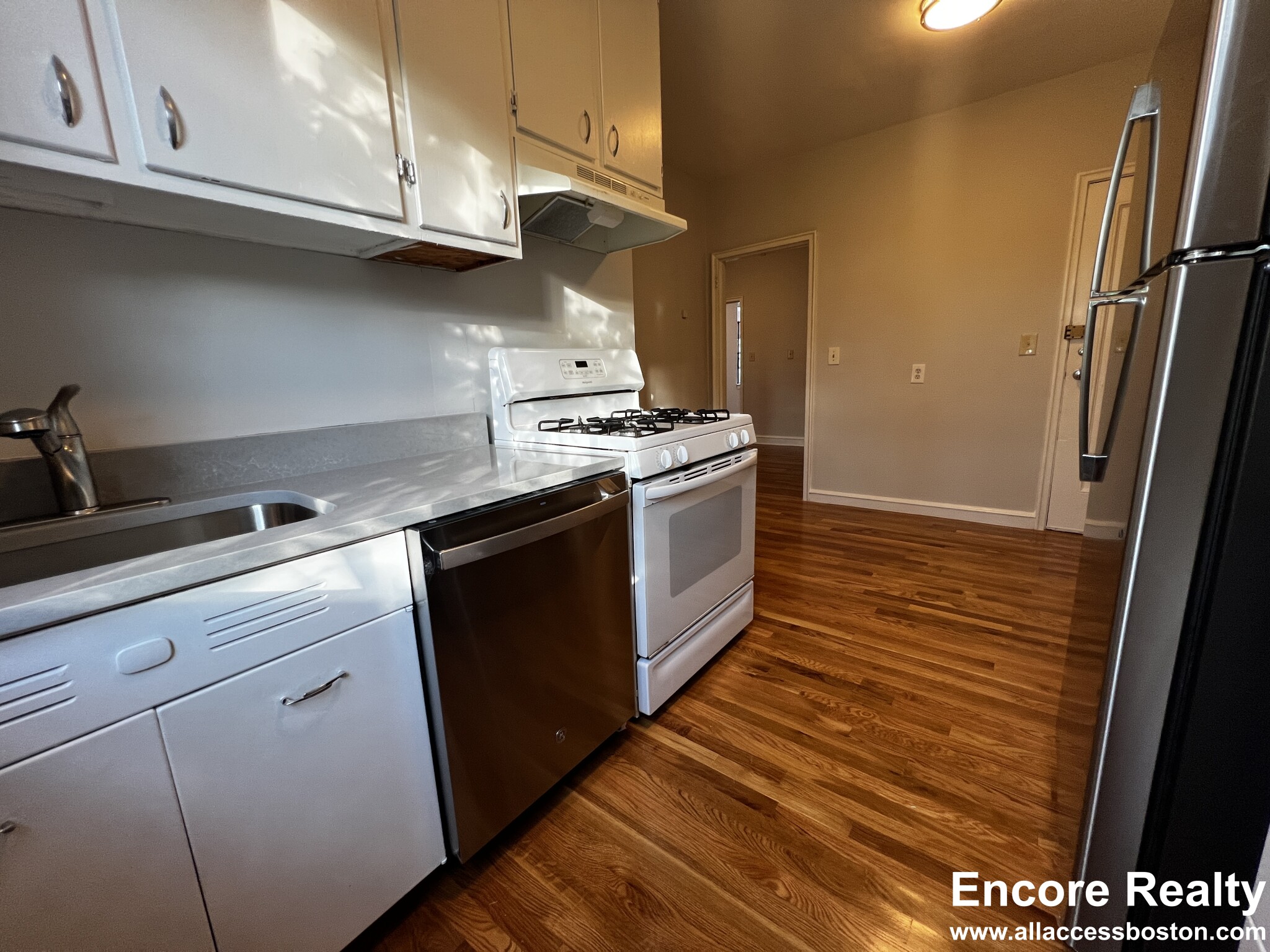 91 Longwood Ave, Coolidge Corner