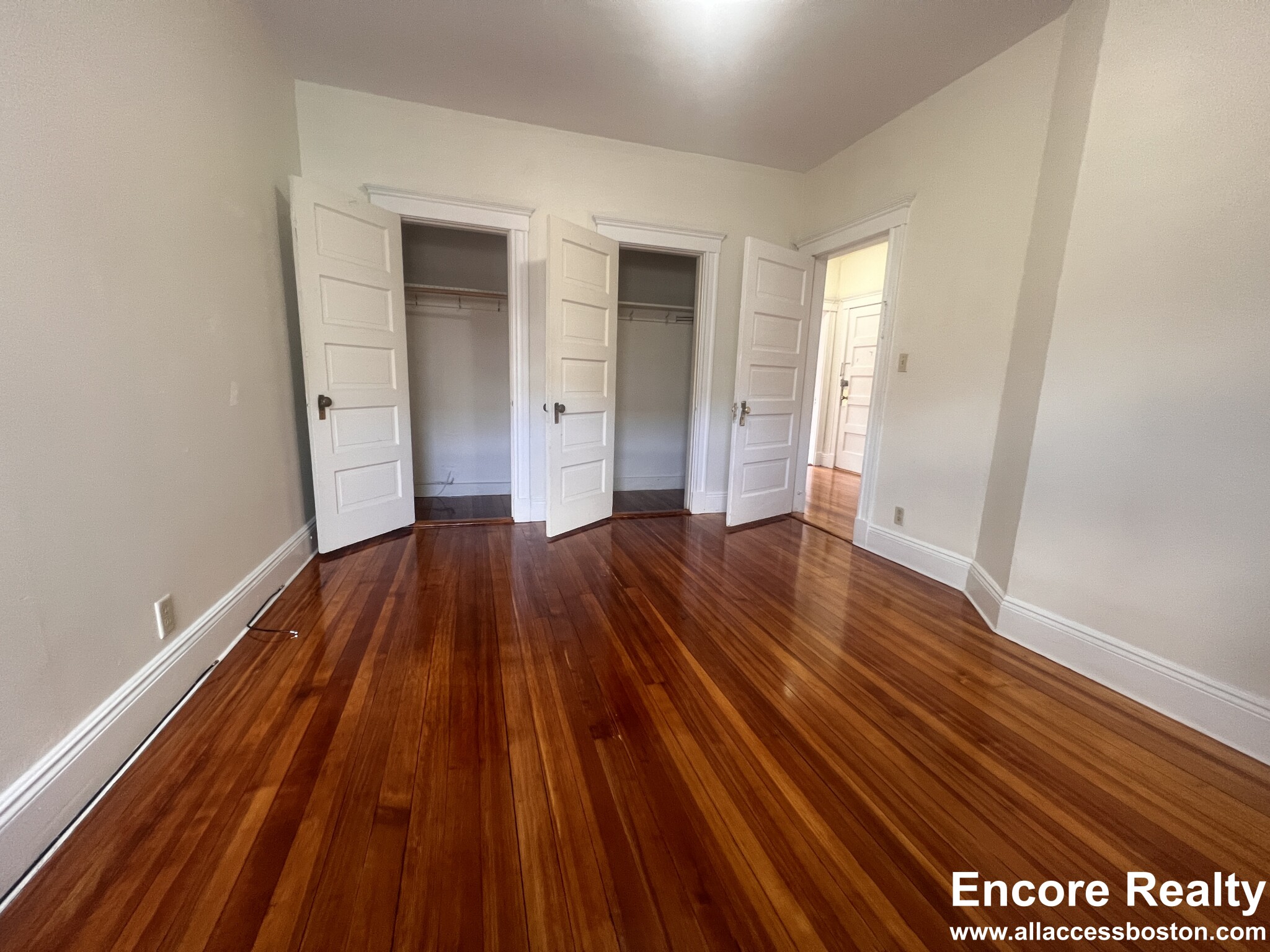 19 Mount Hood Rd, Brighton