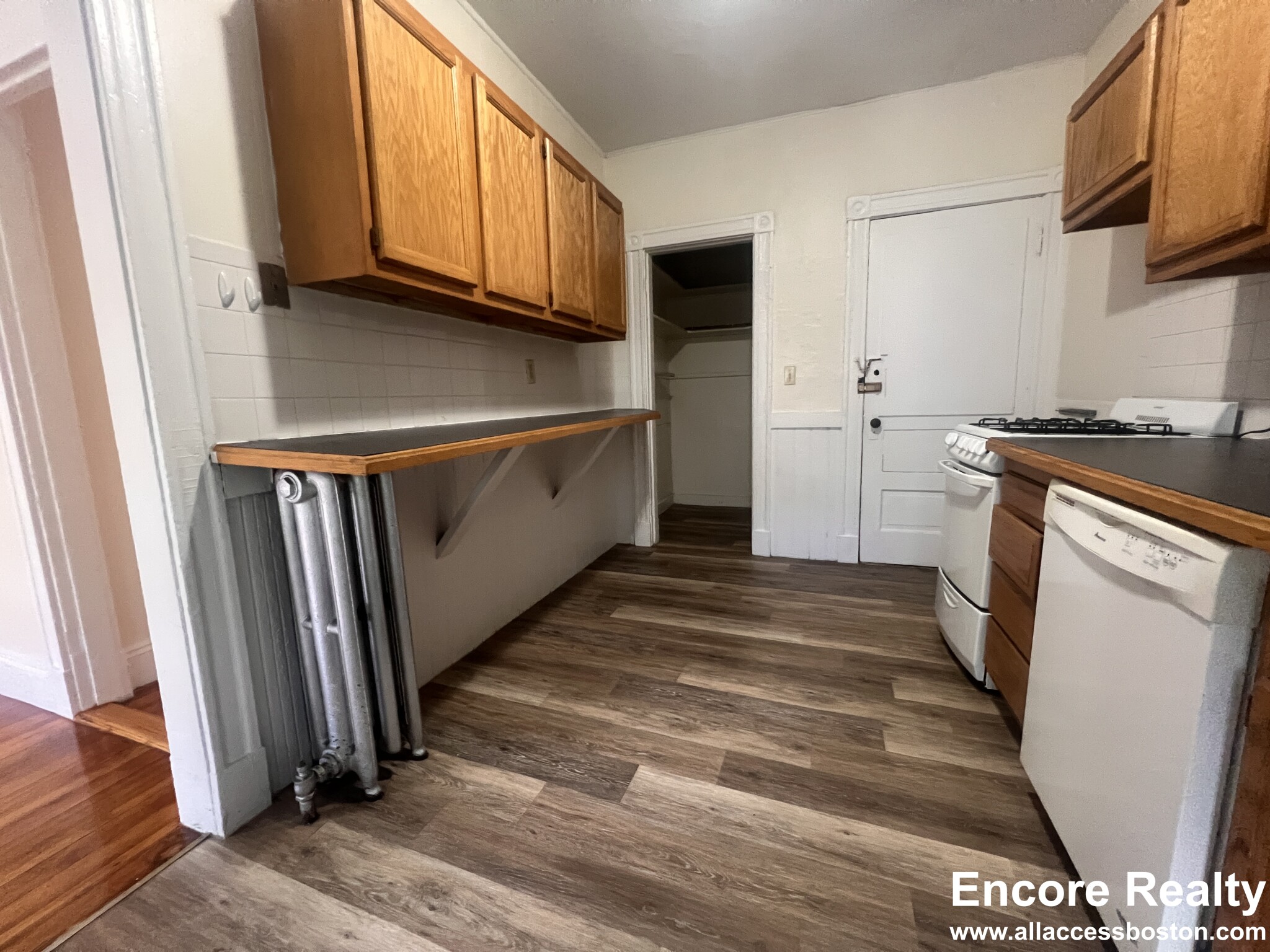 19 Mount Hood Rd, Brighton