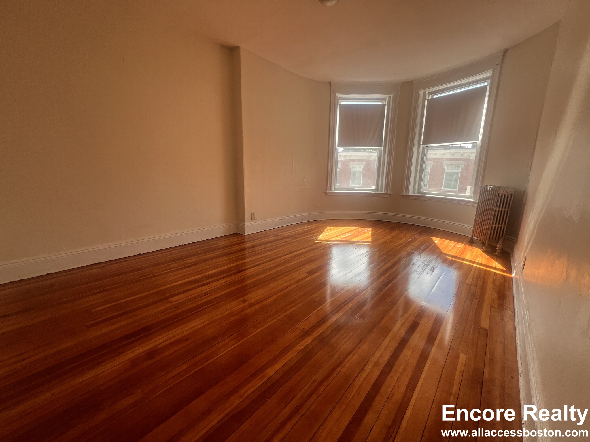 19 Mount Hood Rd, Brighton