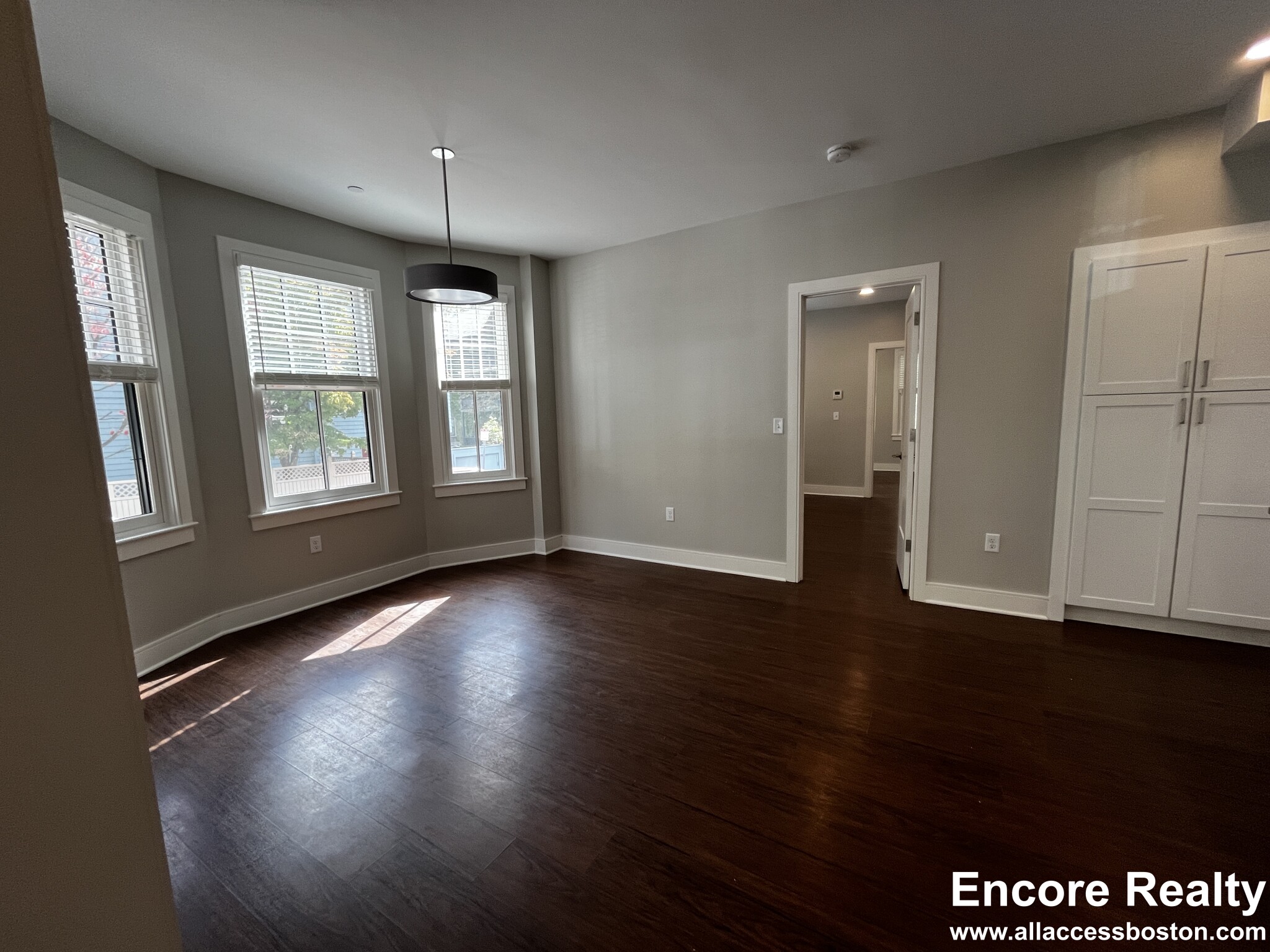 382 Harvard St, Mid-Cambridge