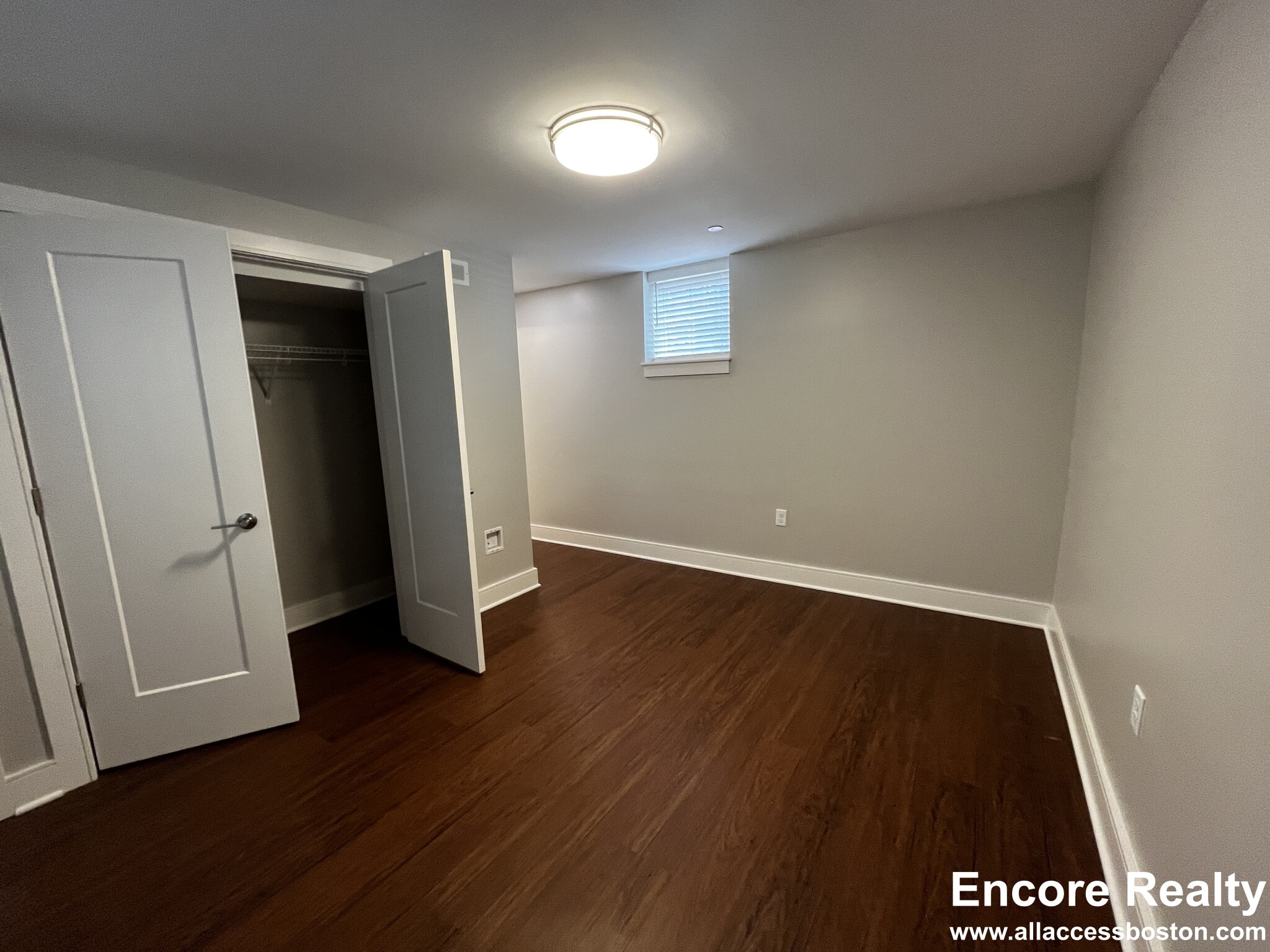 382 Harvard St, Mid-Cambridge