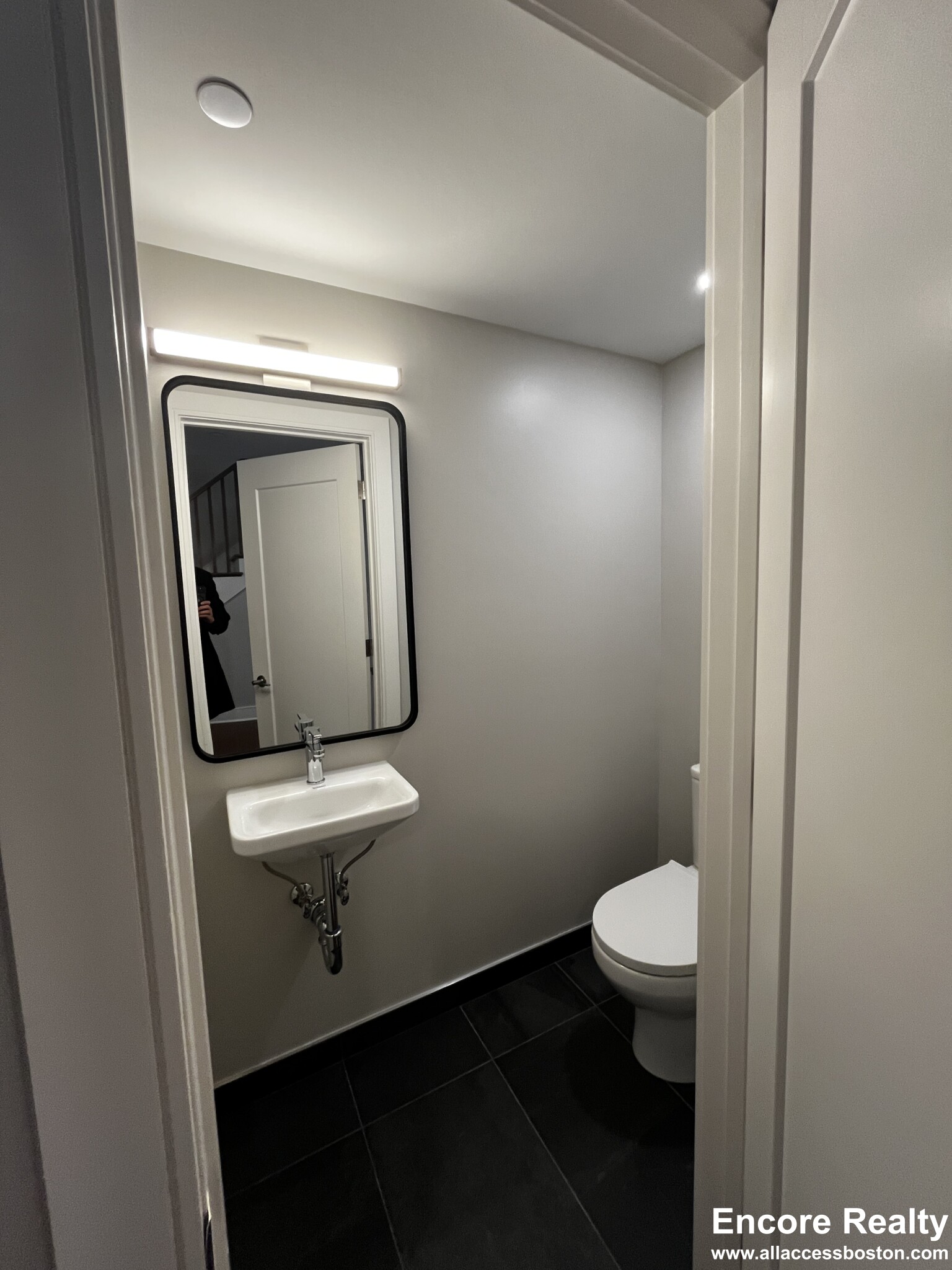 390 Harvard St, Mid-Cambridge