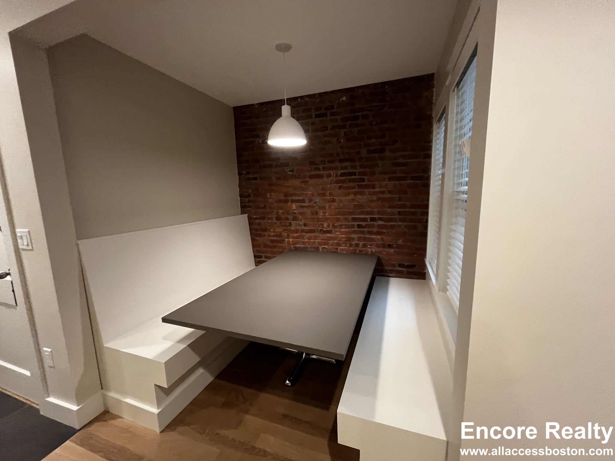 13 Story St, Harvard Square