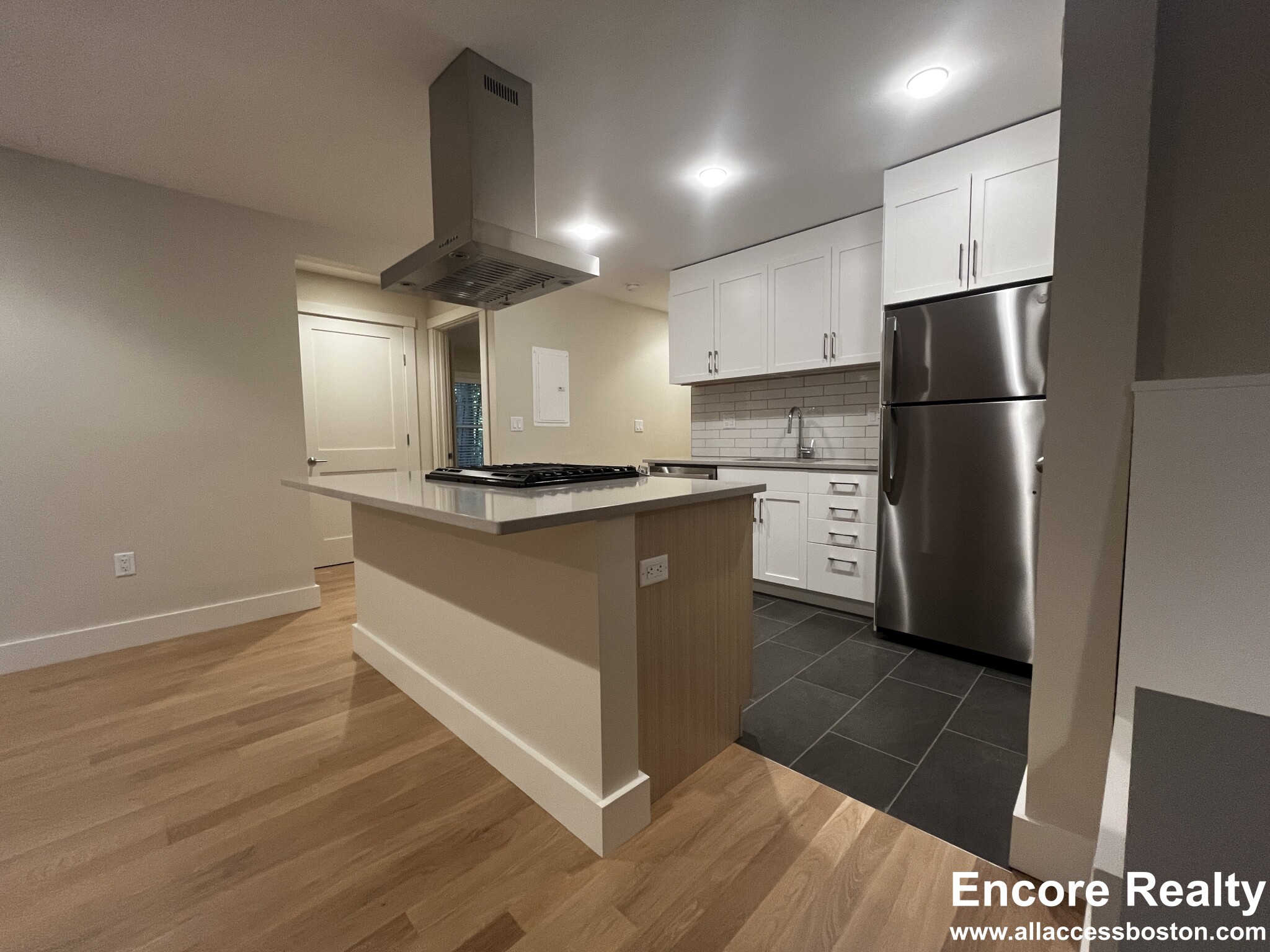 13 Story St, Harvard Square