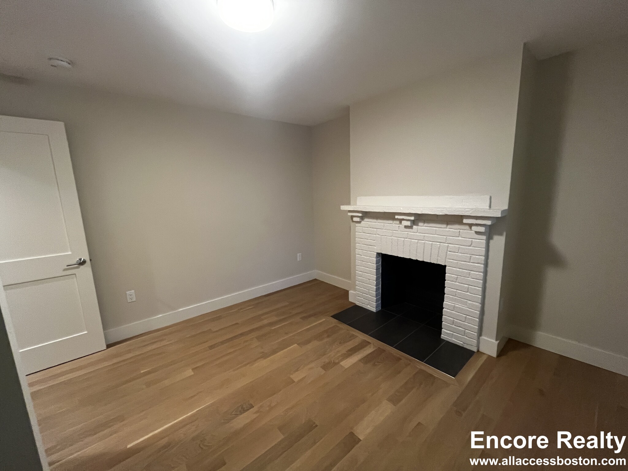 13 Story St, Harvard Square