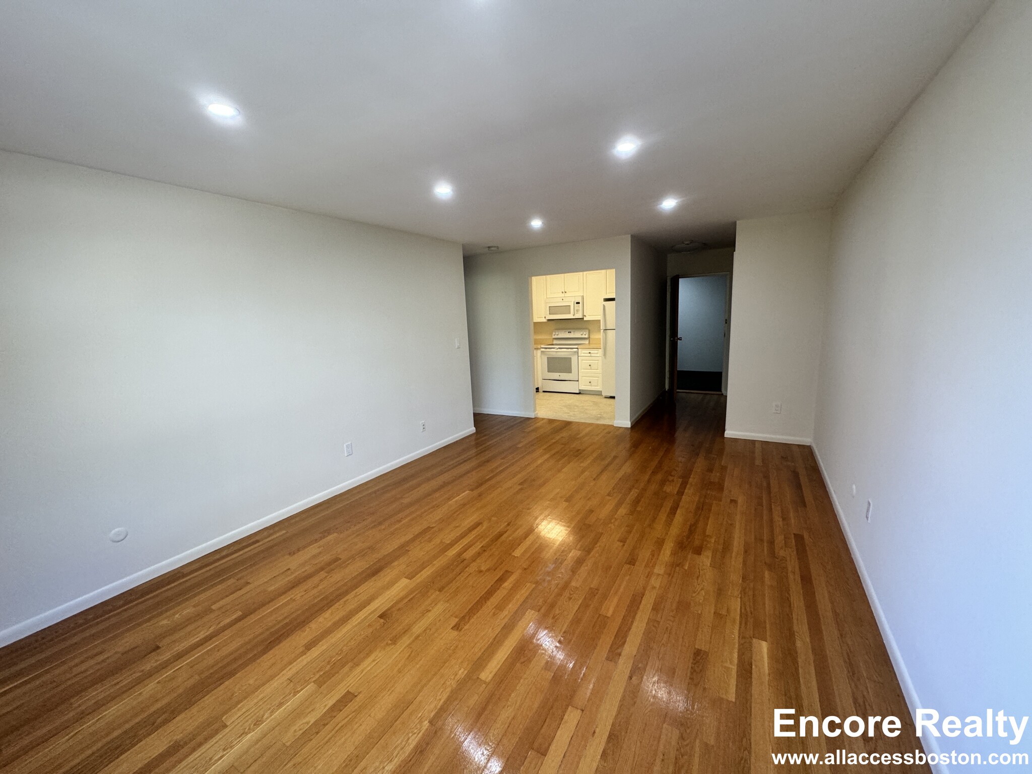 35 Vernon St, Coolidge Corner