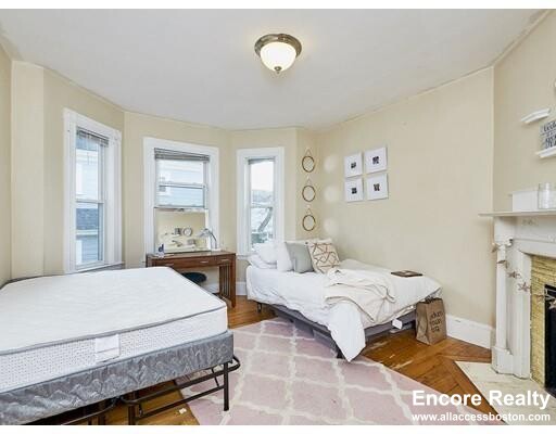 295 Foster St, Brighton