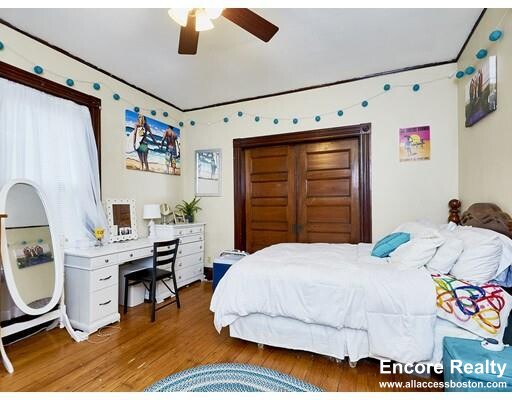 295 Foster St, Brighton