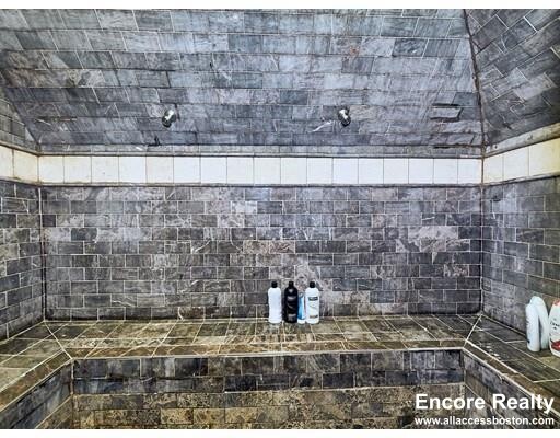 295 Foster St, Brighton