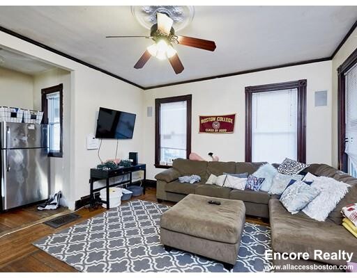 295 Foster St, Brighton