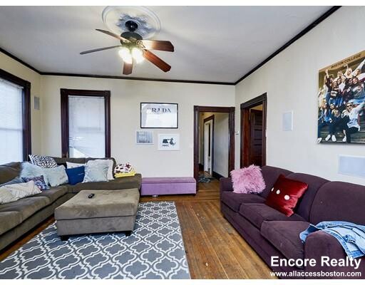 295 Foster St, Brighton