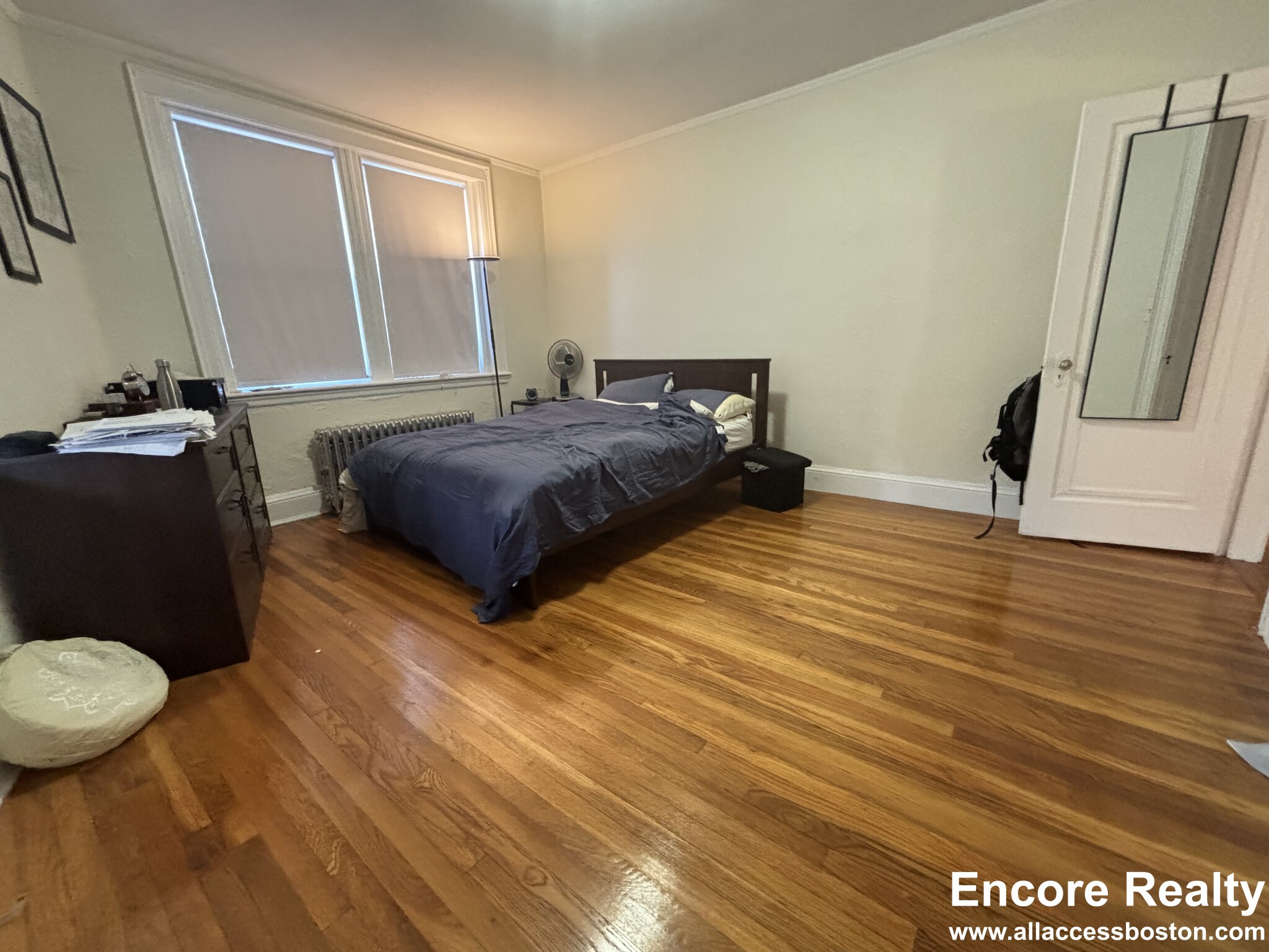 2045 Commonwealth Ave, Brighton