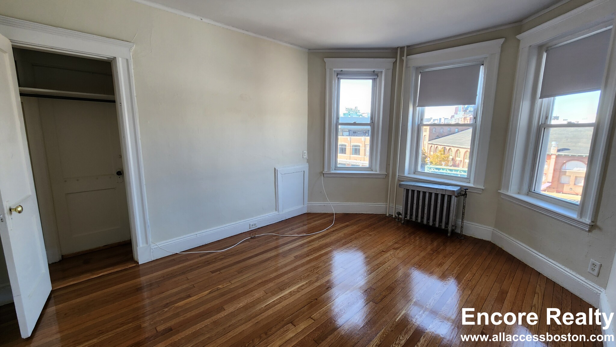 1171 Boylston St, Fenway