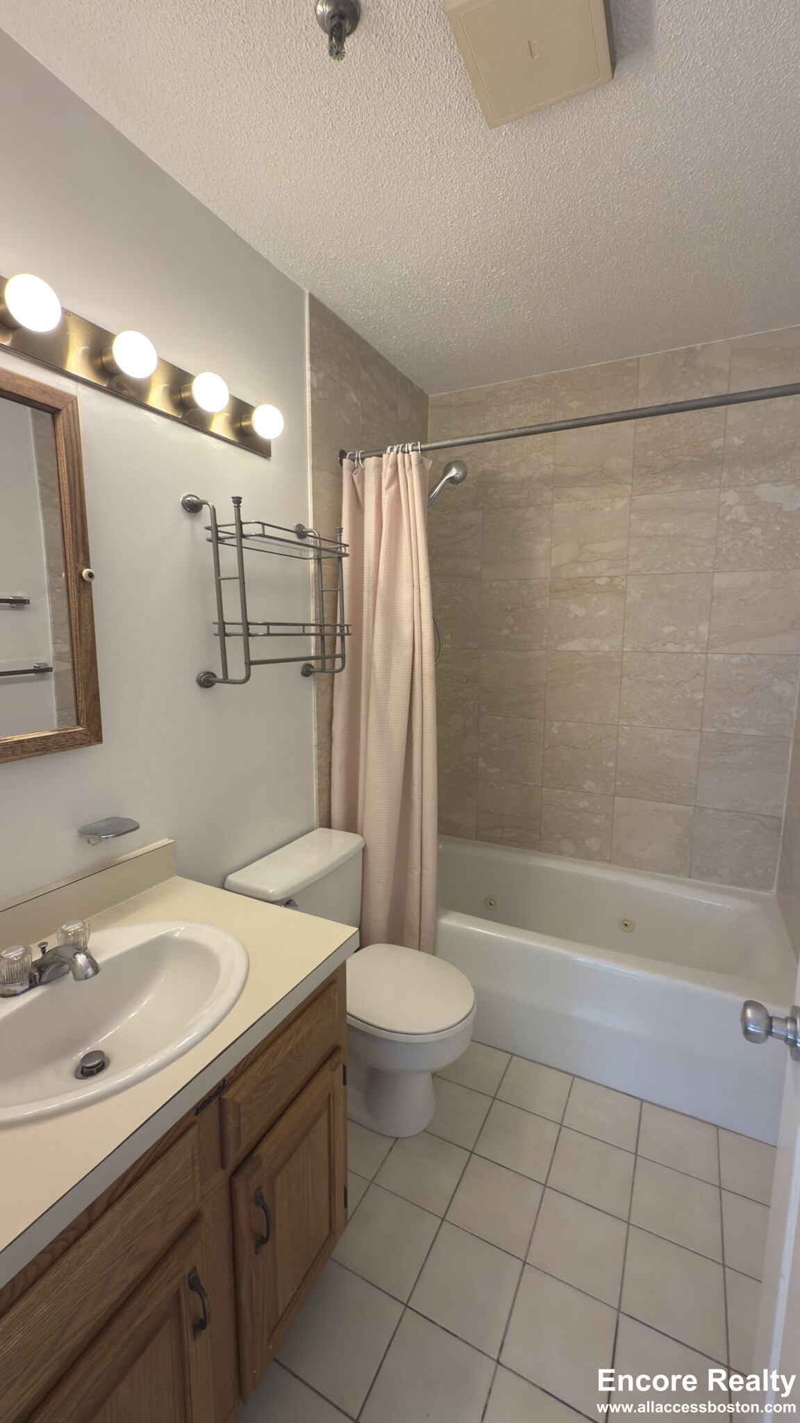 147 Kelton St, Allston