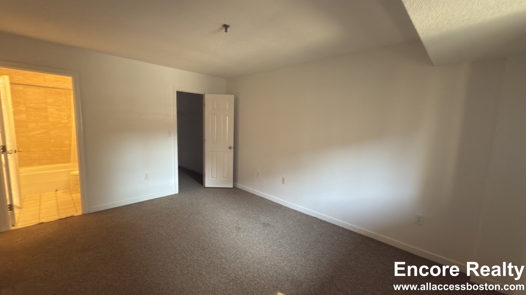 147 Kelton St, Allston