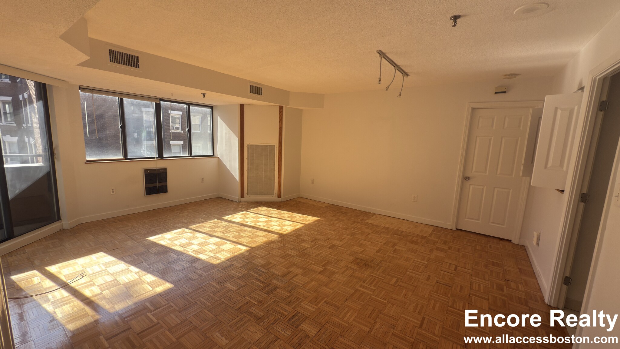 147 Kelton St, Allston