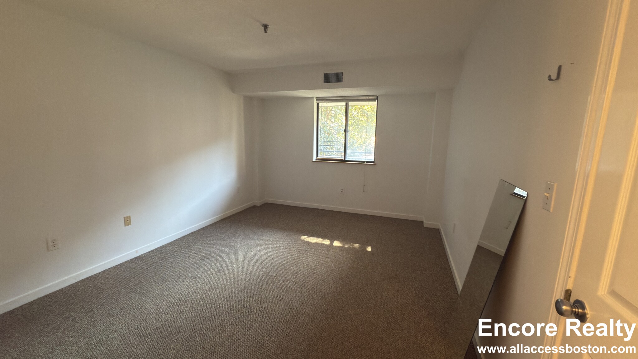 147 Kelton St, Allston