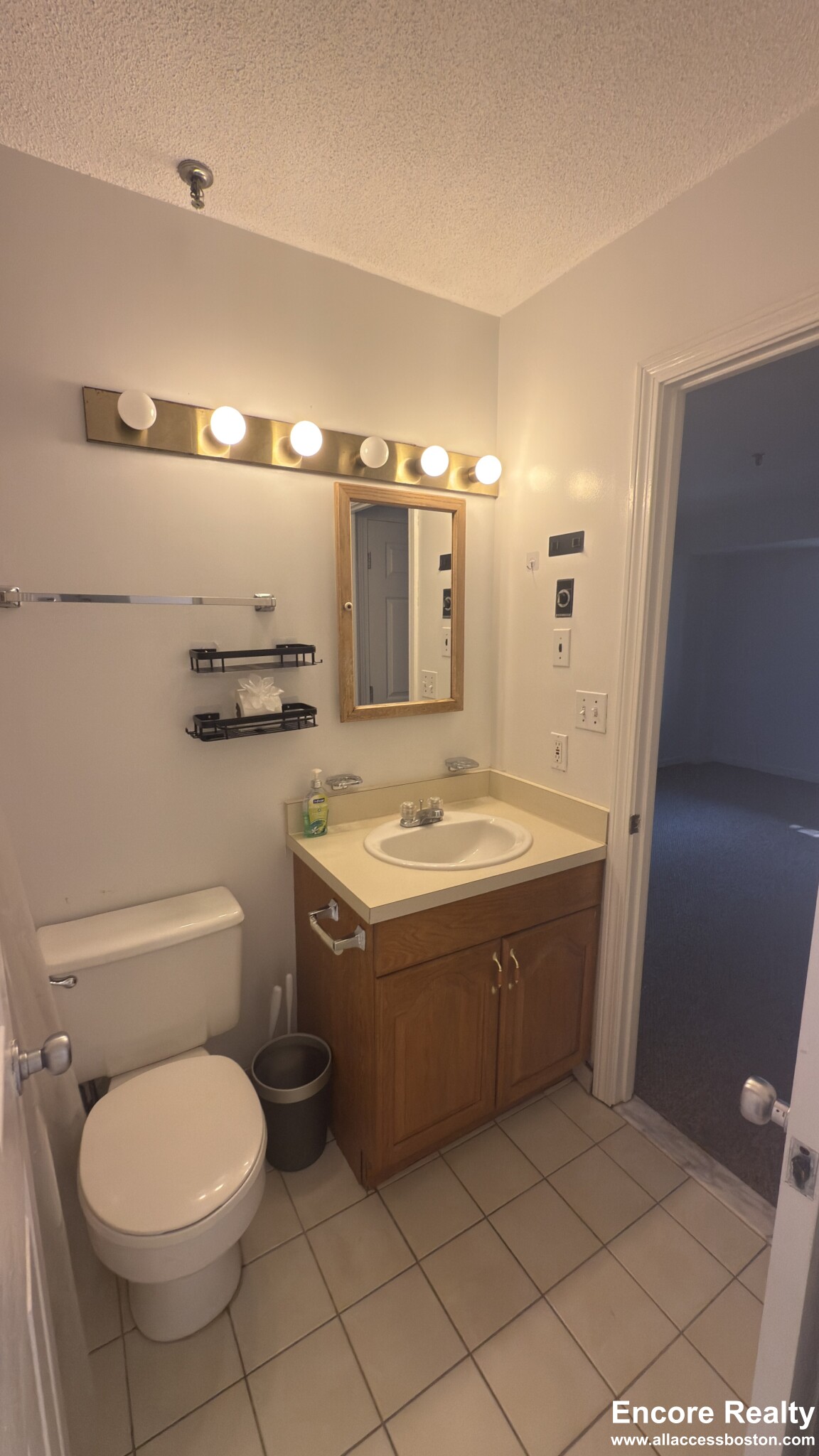 147 Kelton St, Allston