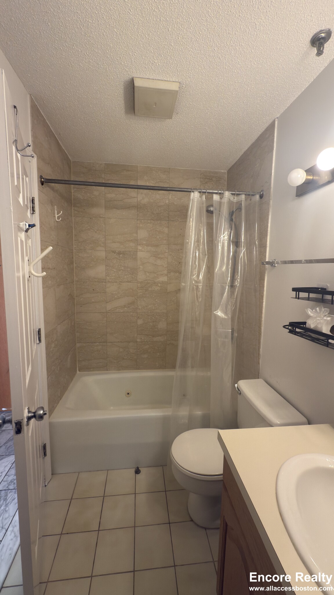 147 Kelton St, Allston