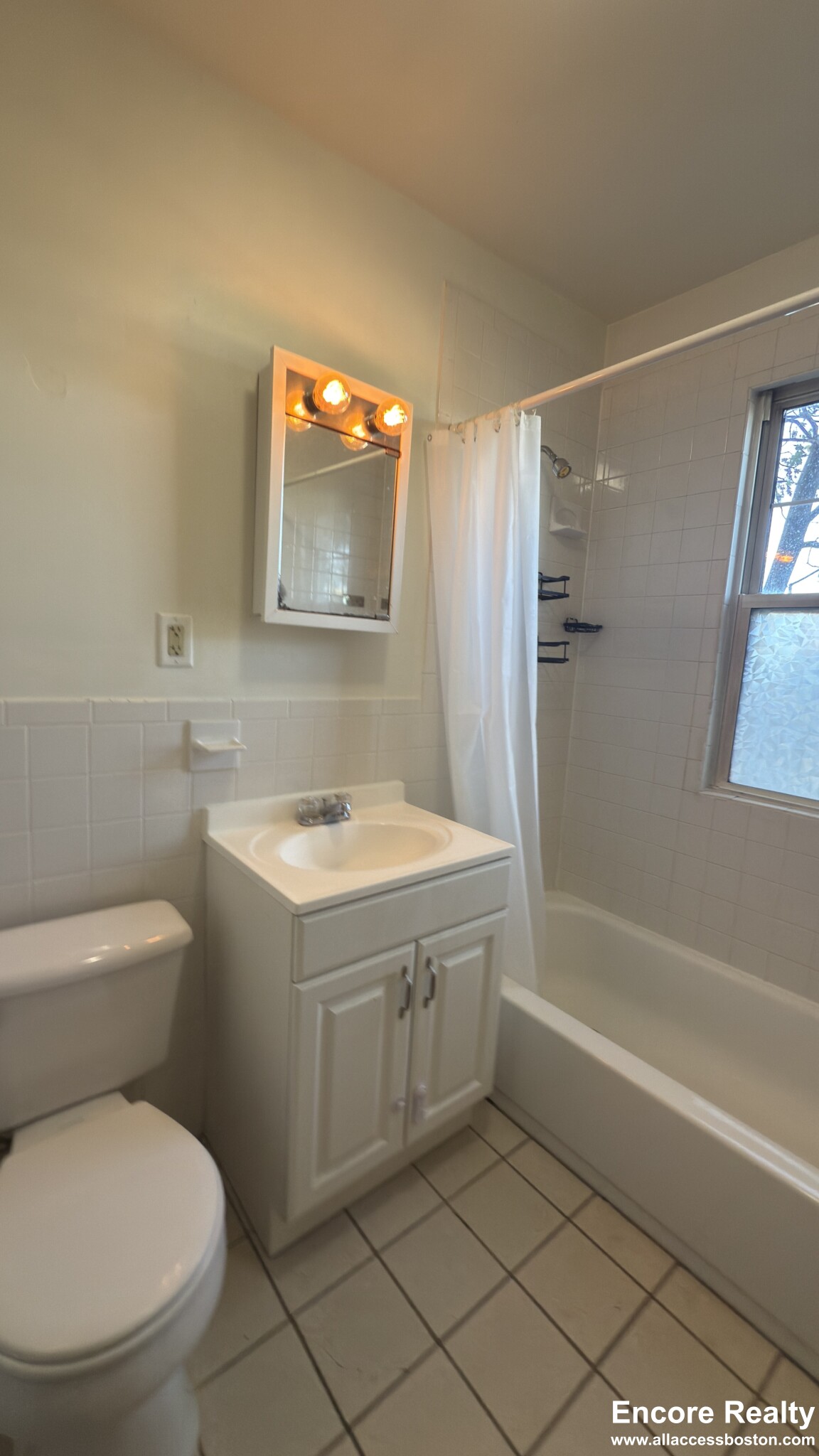 155 Summer St, Spring Hill