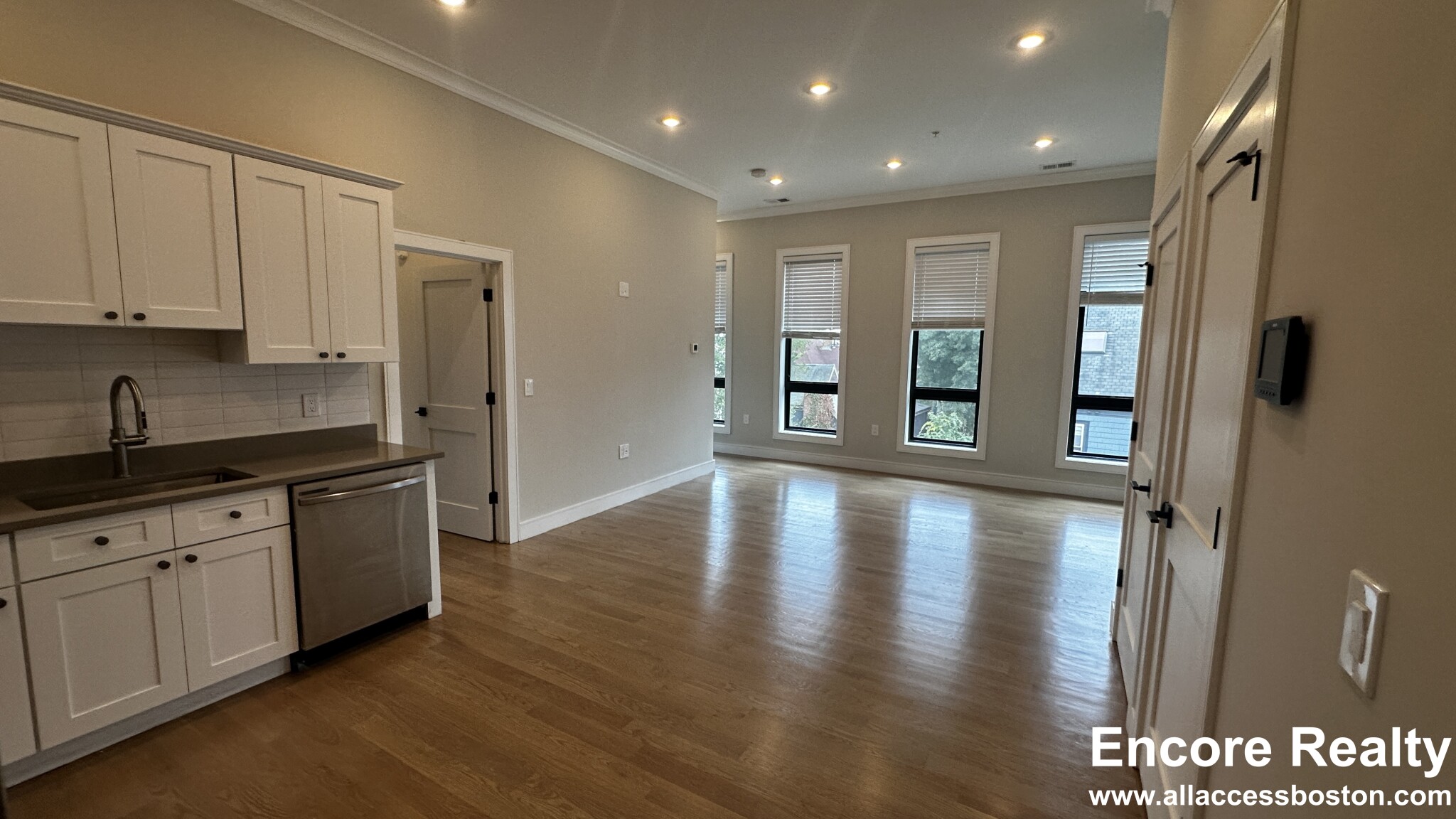 16 Highgate St, Allston