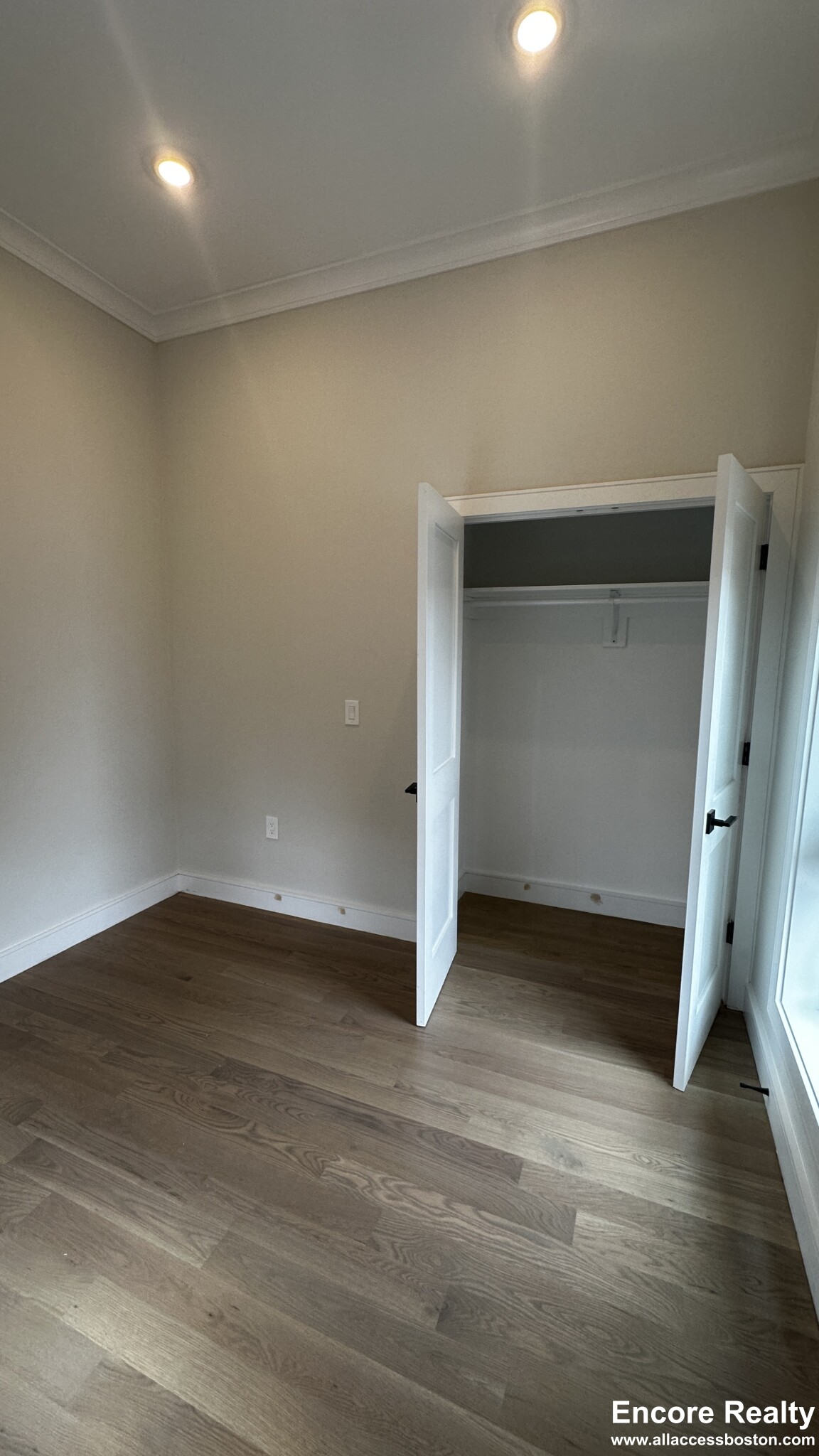 16 Highgate St, Allston