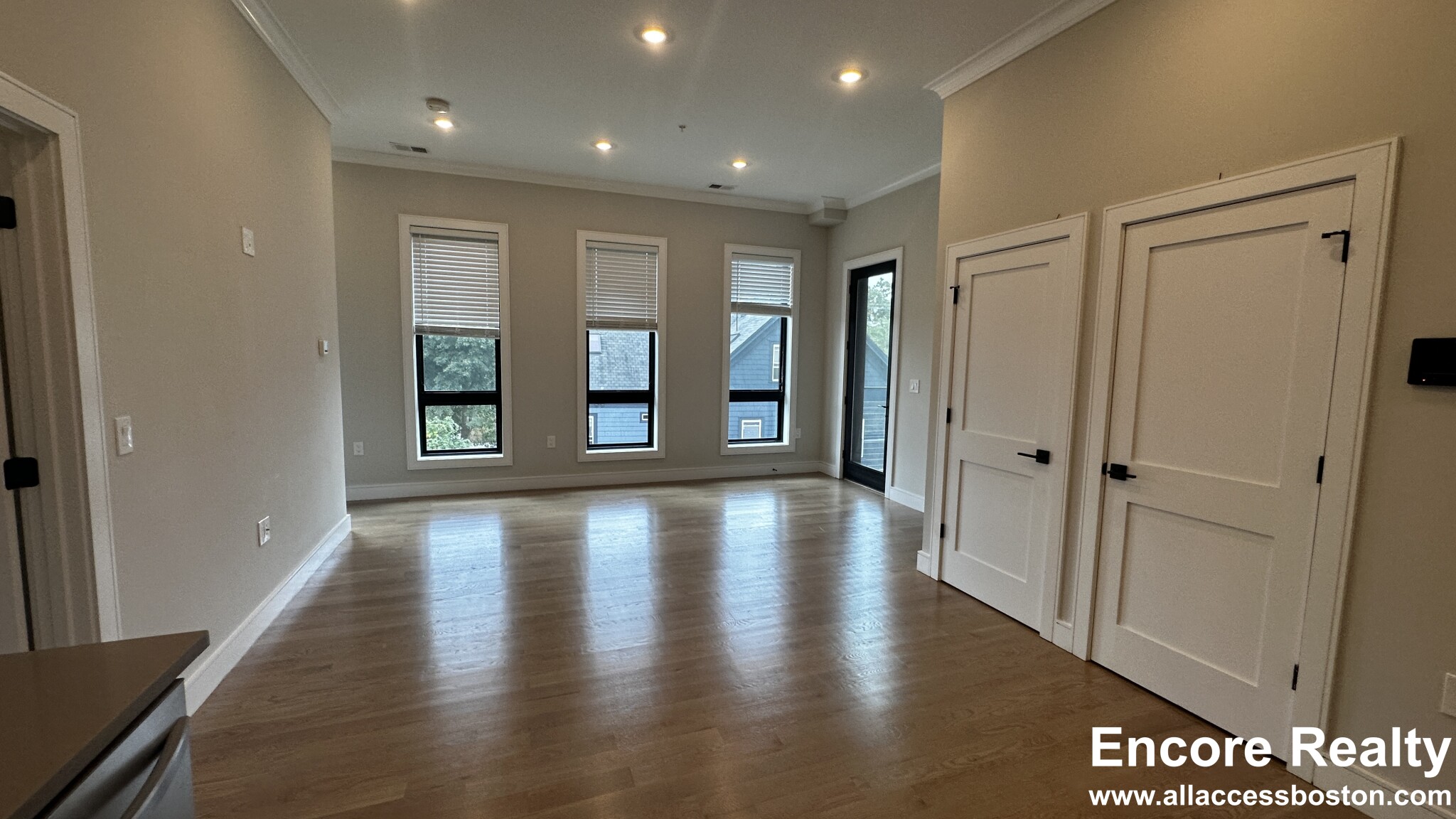 16 Highgate St, Allston