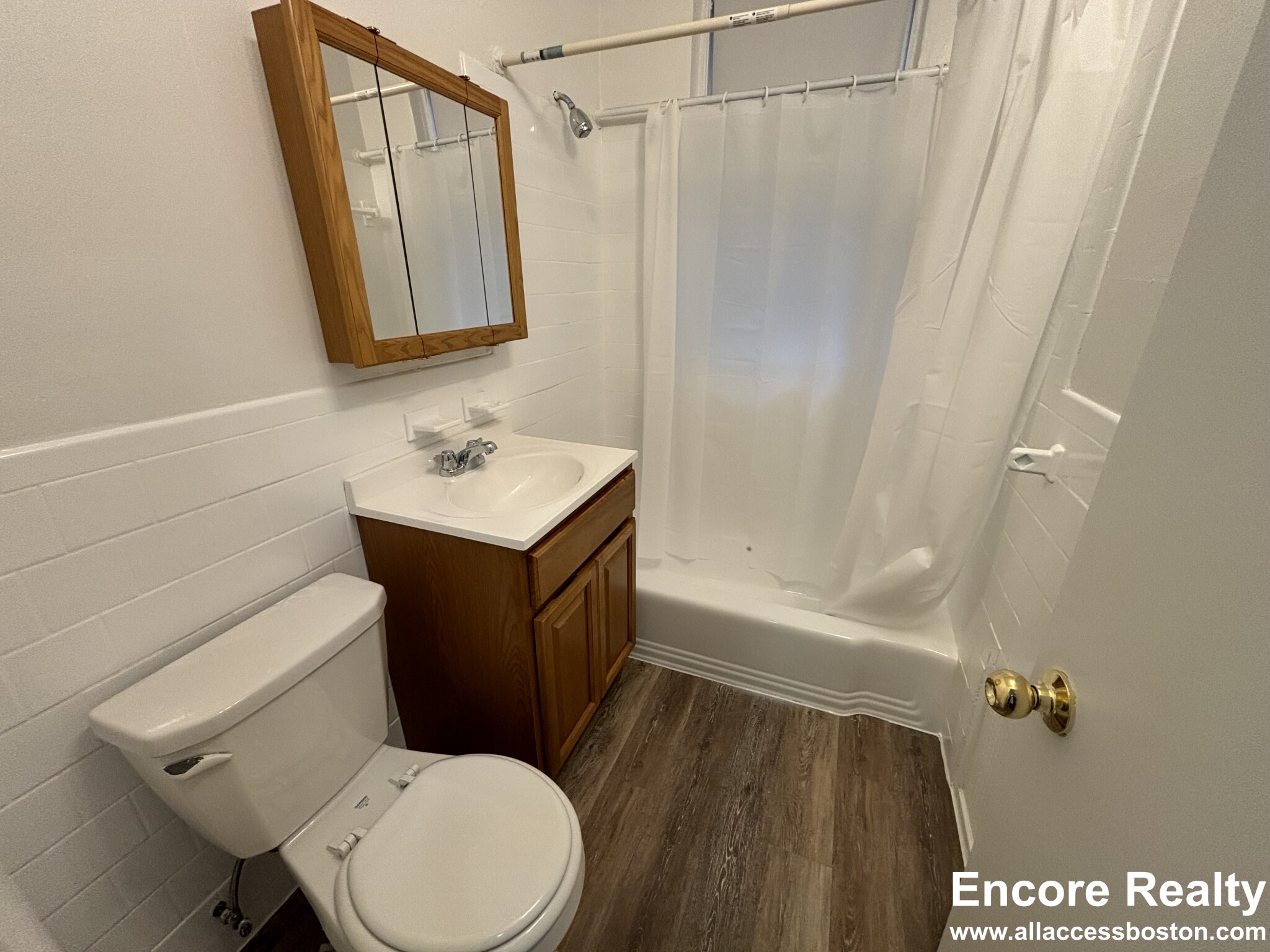 33 Lancaster Ter, Corey Hill