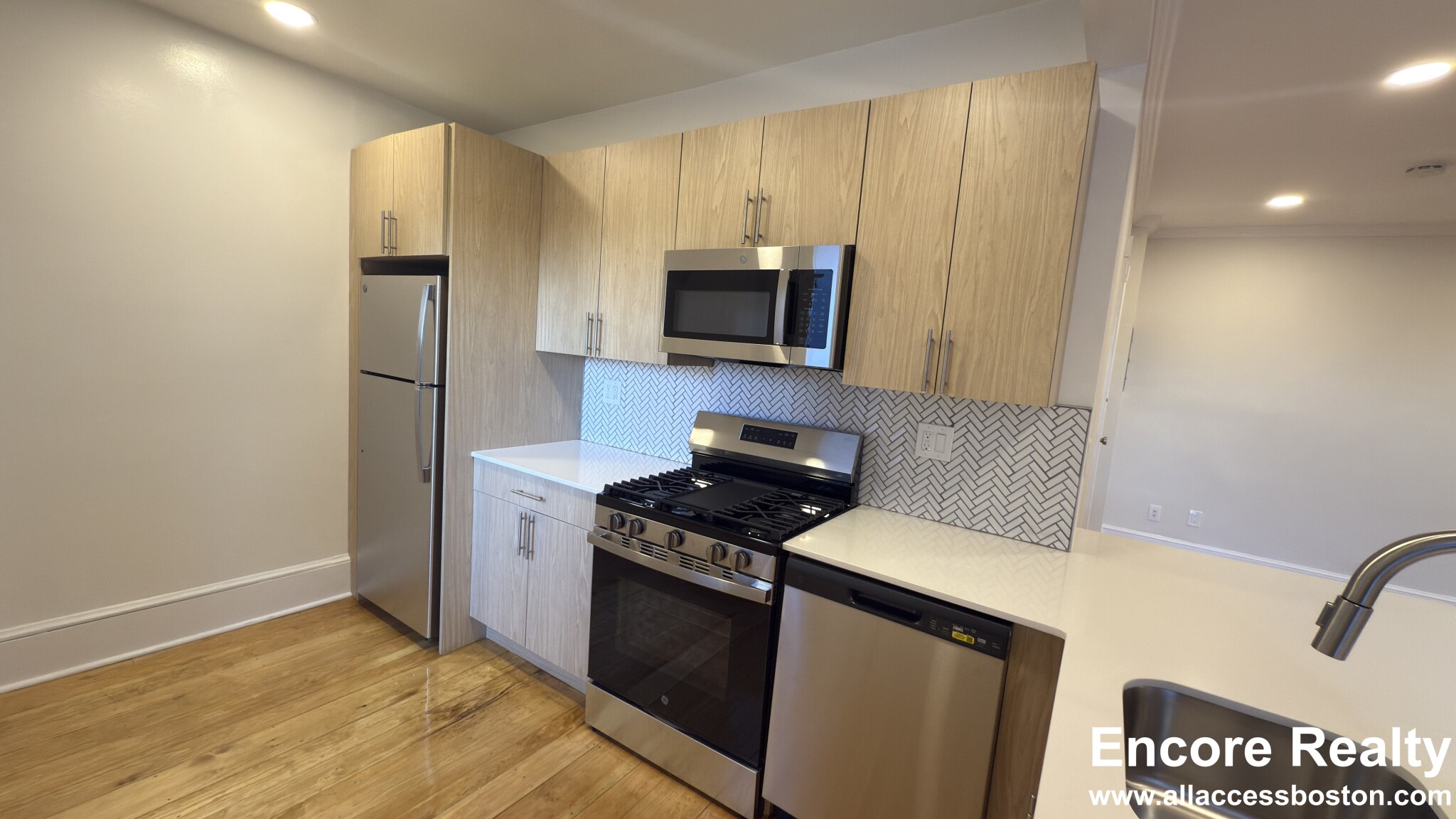 2 Joy St, Beacon Hill