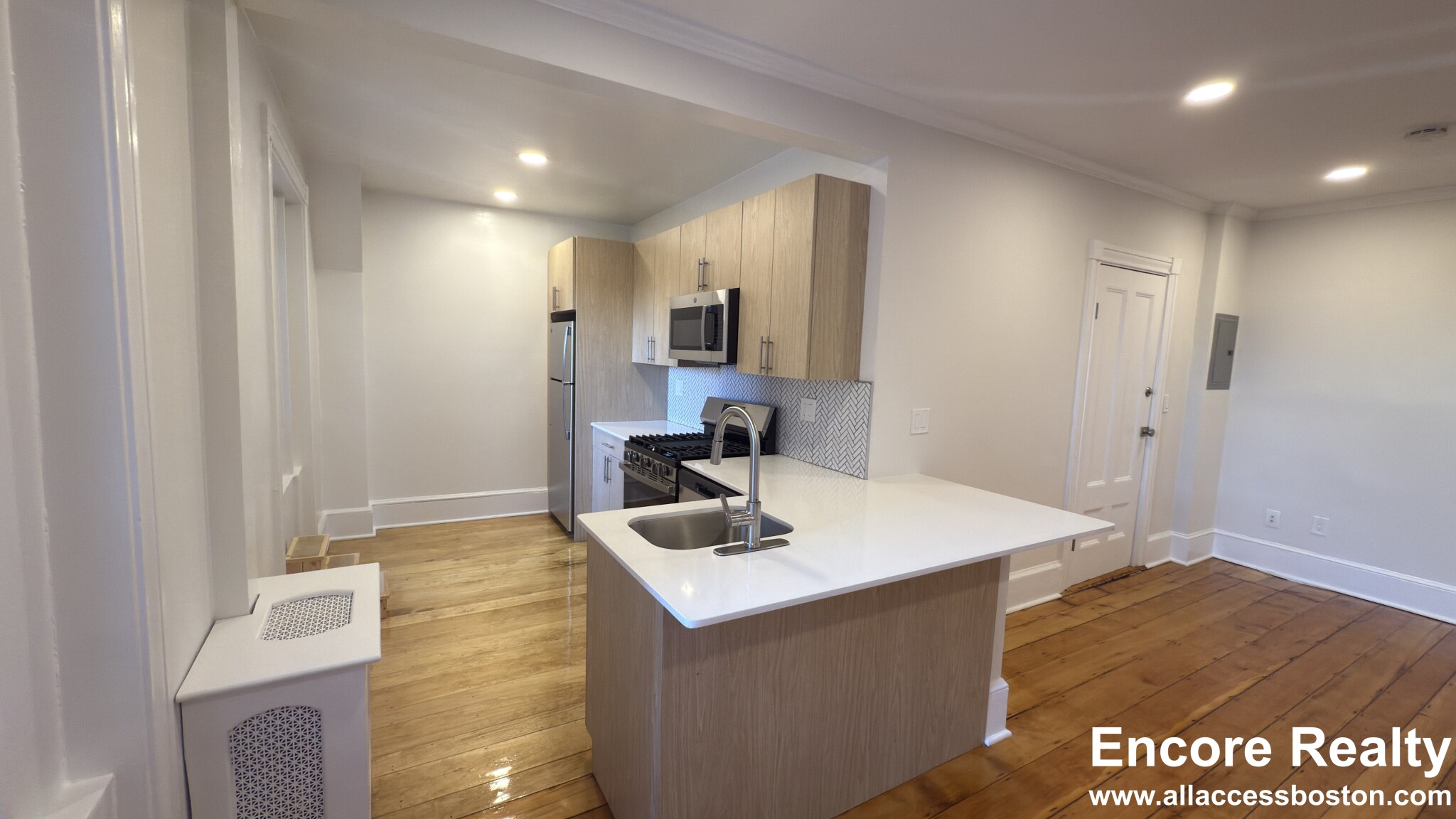 2 Joy St, Beacon Hill