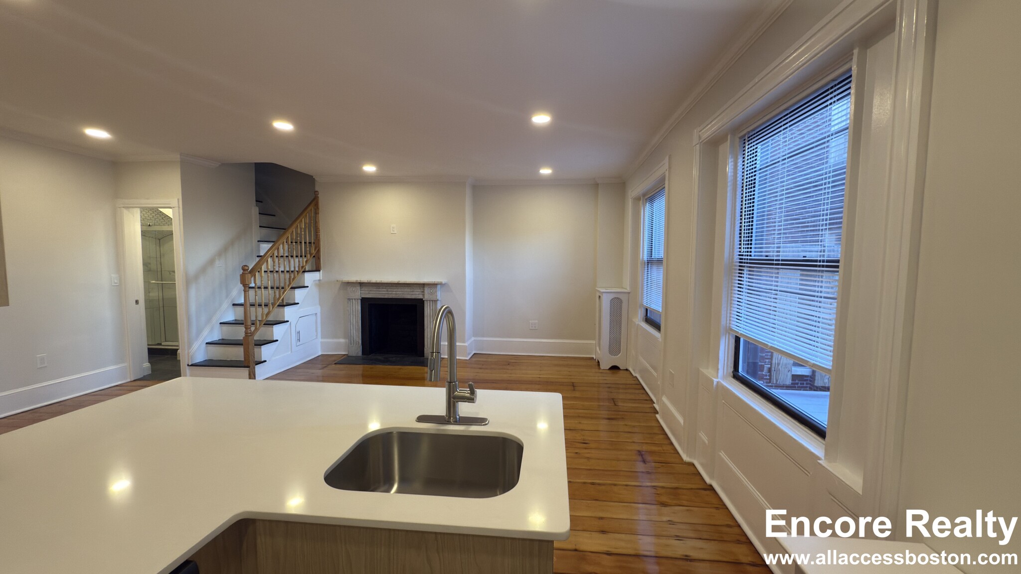 2 Joy St, Beacon Hill