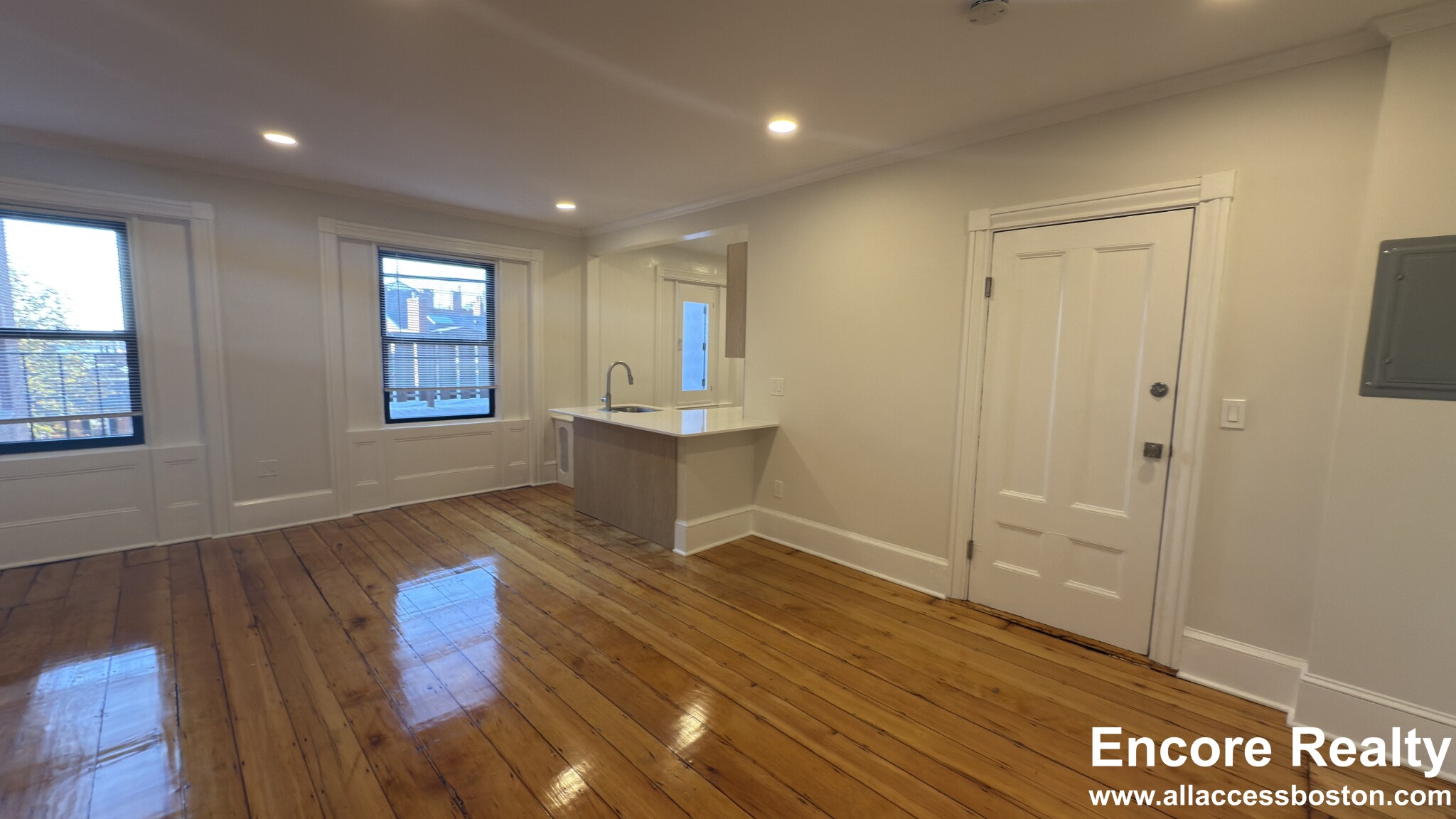 2 Joy St, Beacon Hill