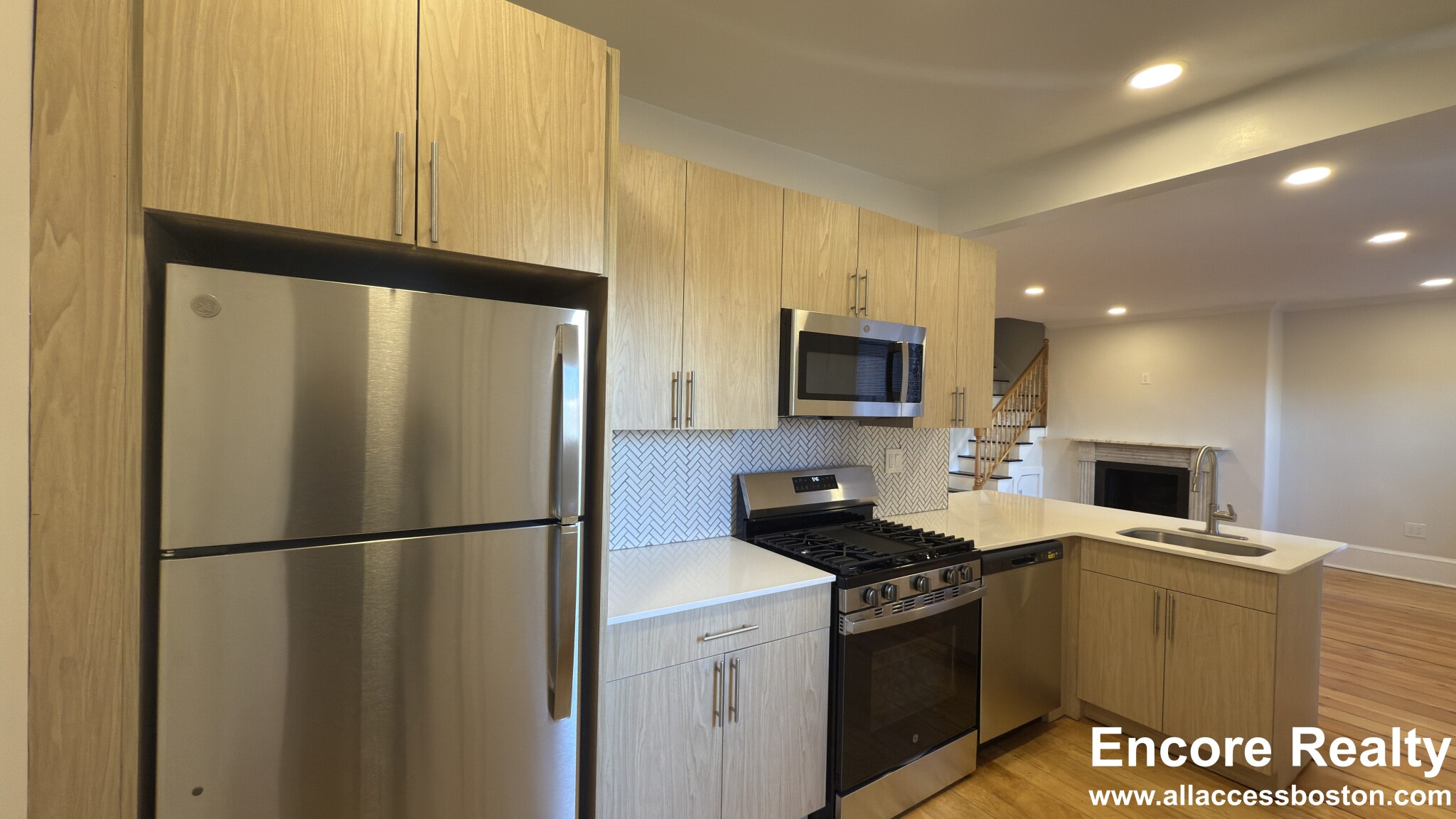 2 Joy St, Beacon Hill