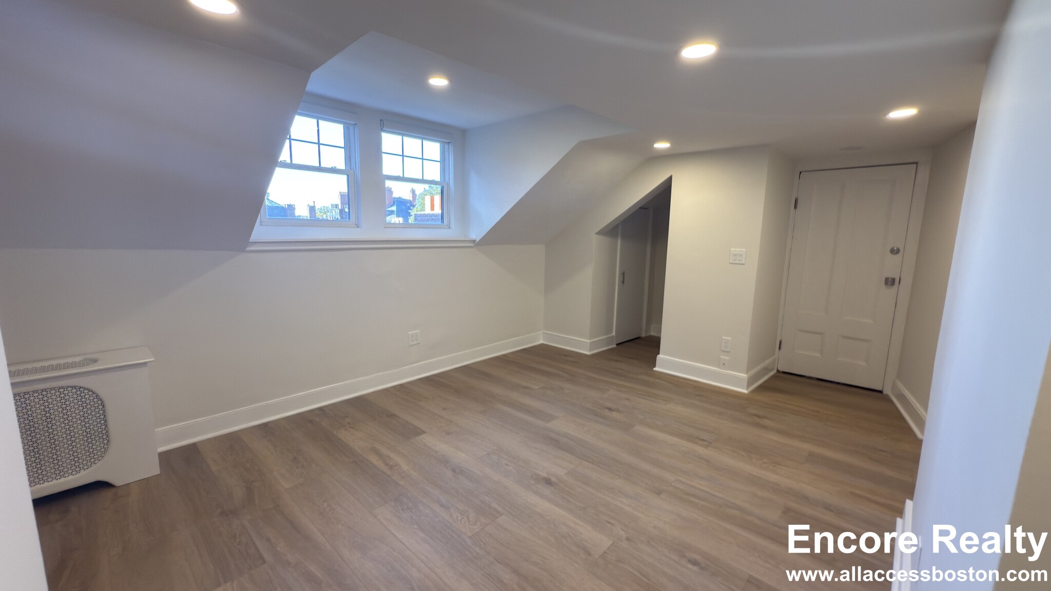 2 Joy St, Beacon Hill