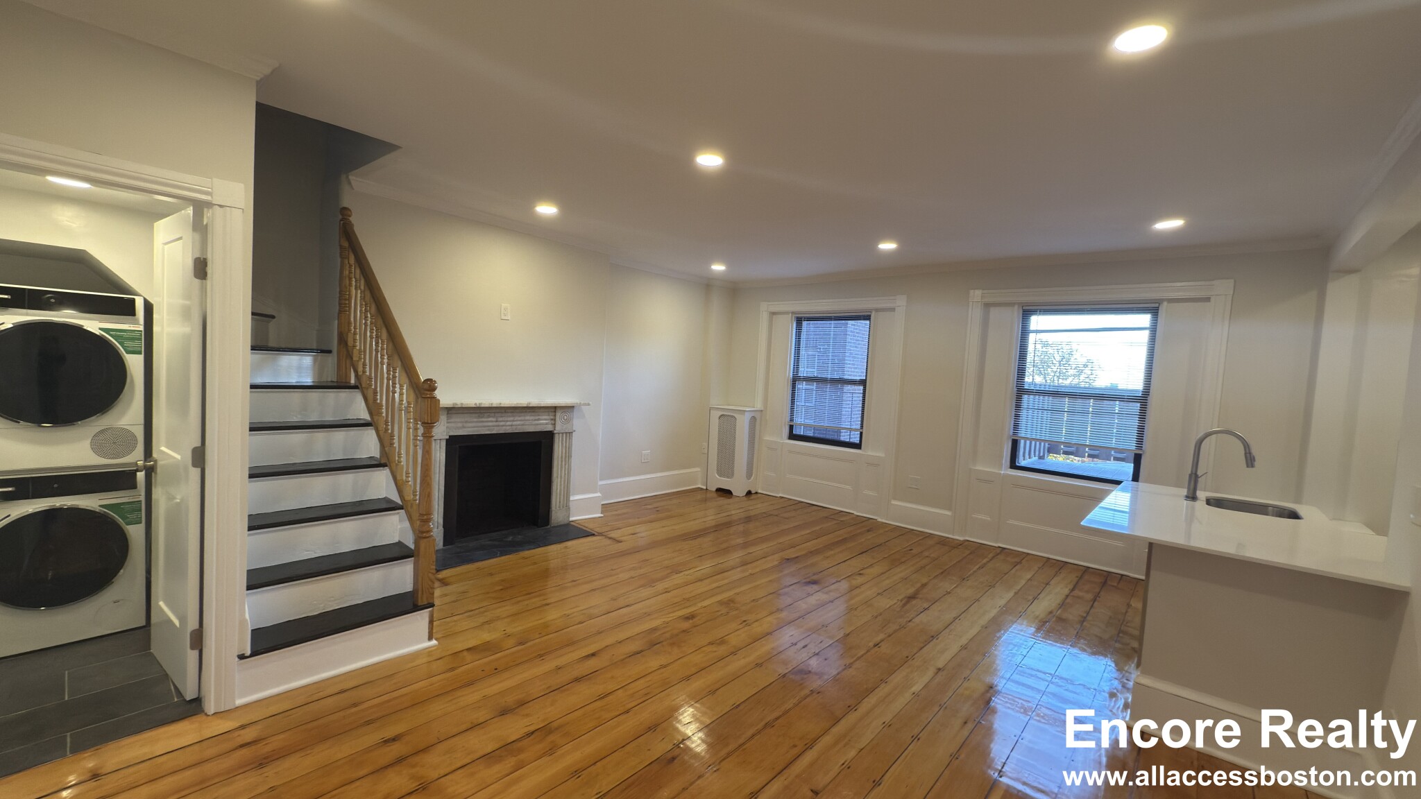 2 Joy St, Beacon Hill