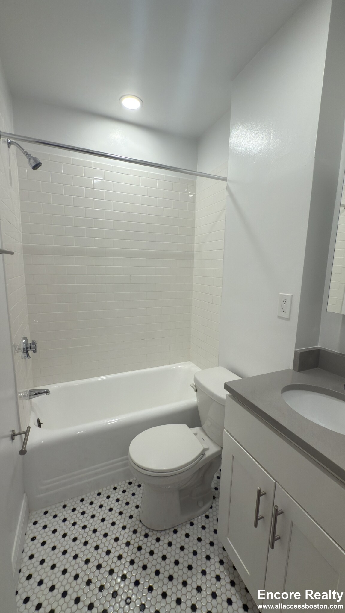 2 Joy St, Beacon Hill