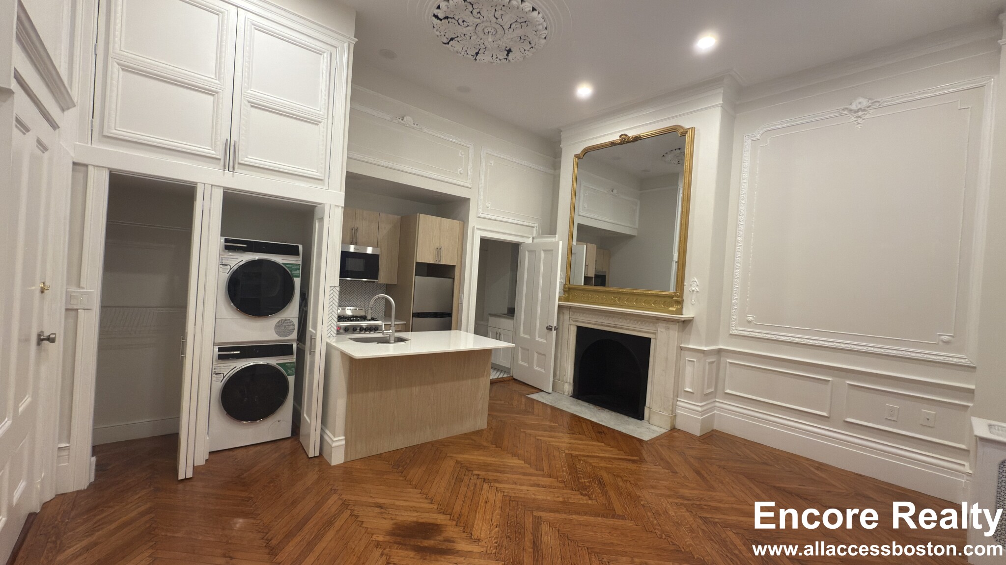 2 Joy St, Beacon Hill