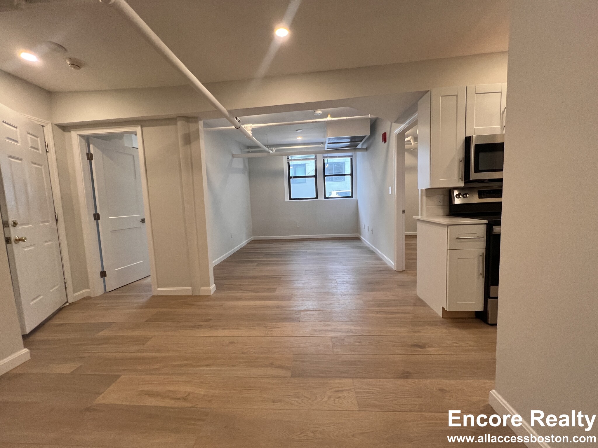 19 Peterborough St, Fenway