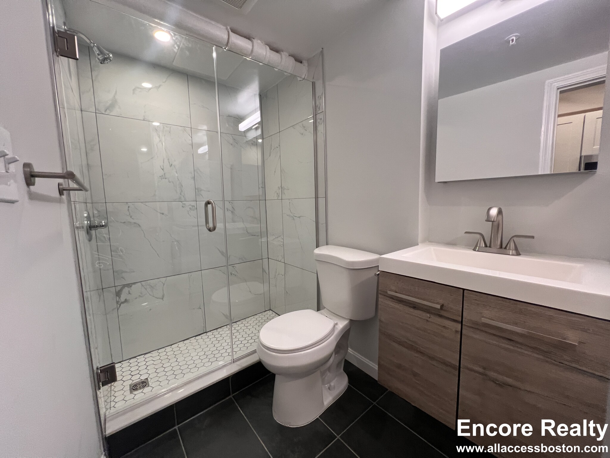 19 Peterborough St, Fenway