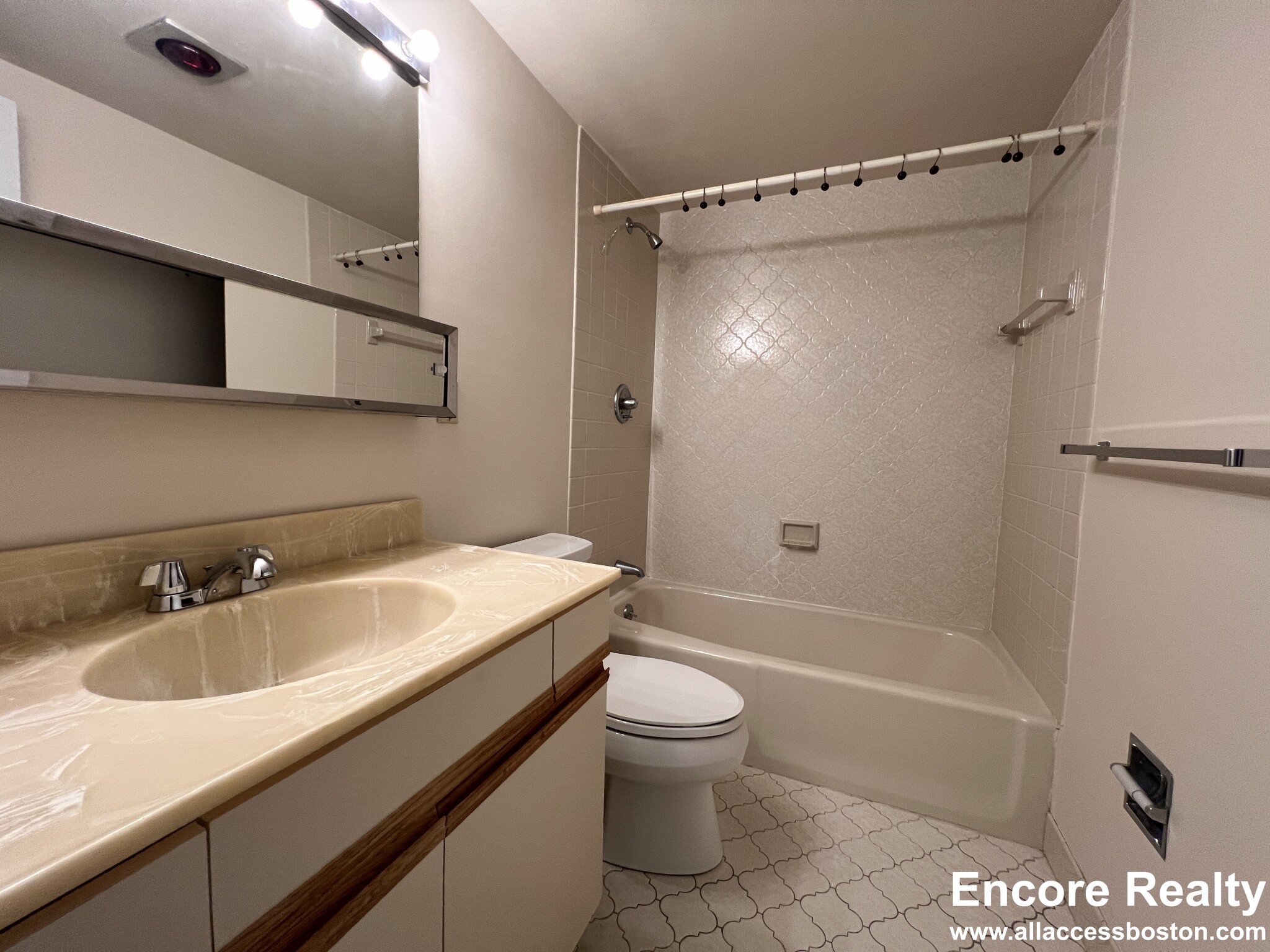 131 Coolidge Ave, Watertown