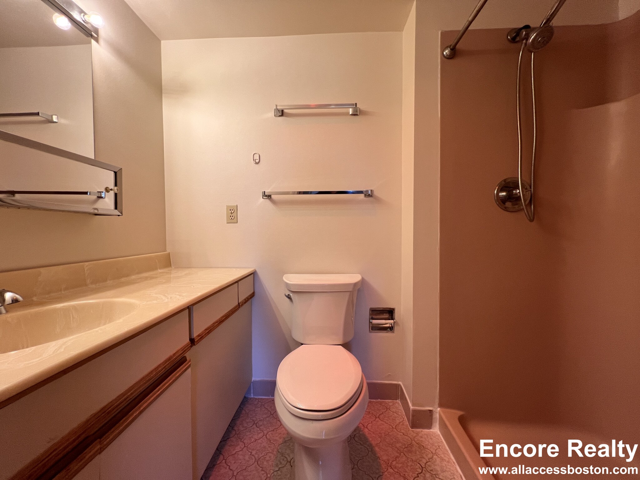 131 Coolidge Ave, Watertown