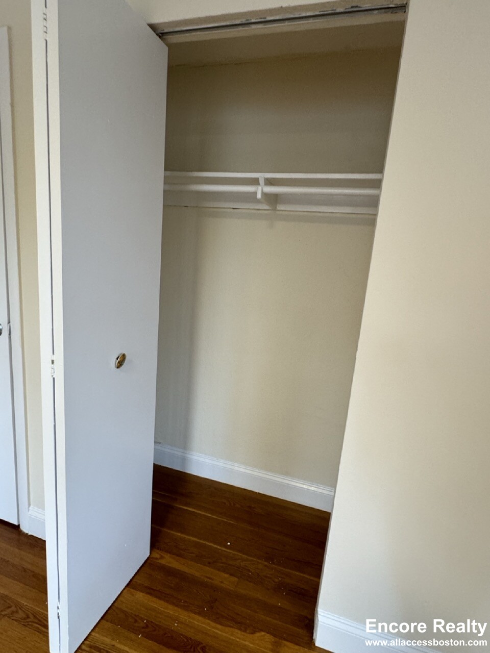 230 Babcock St, North Brookline