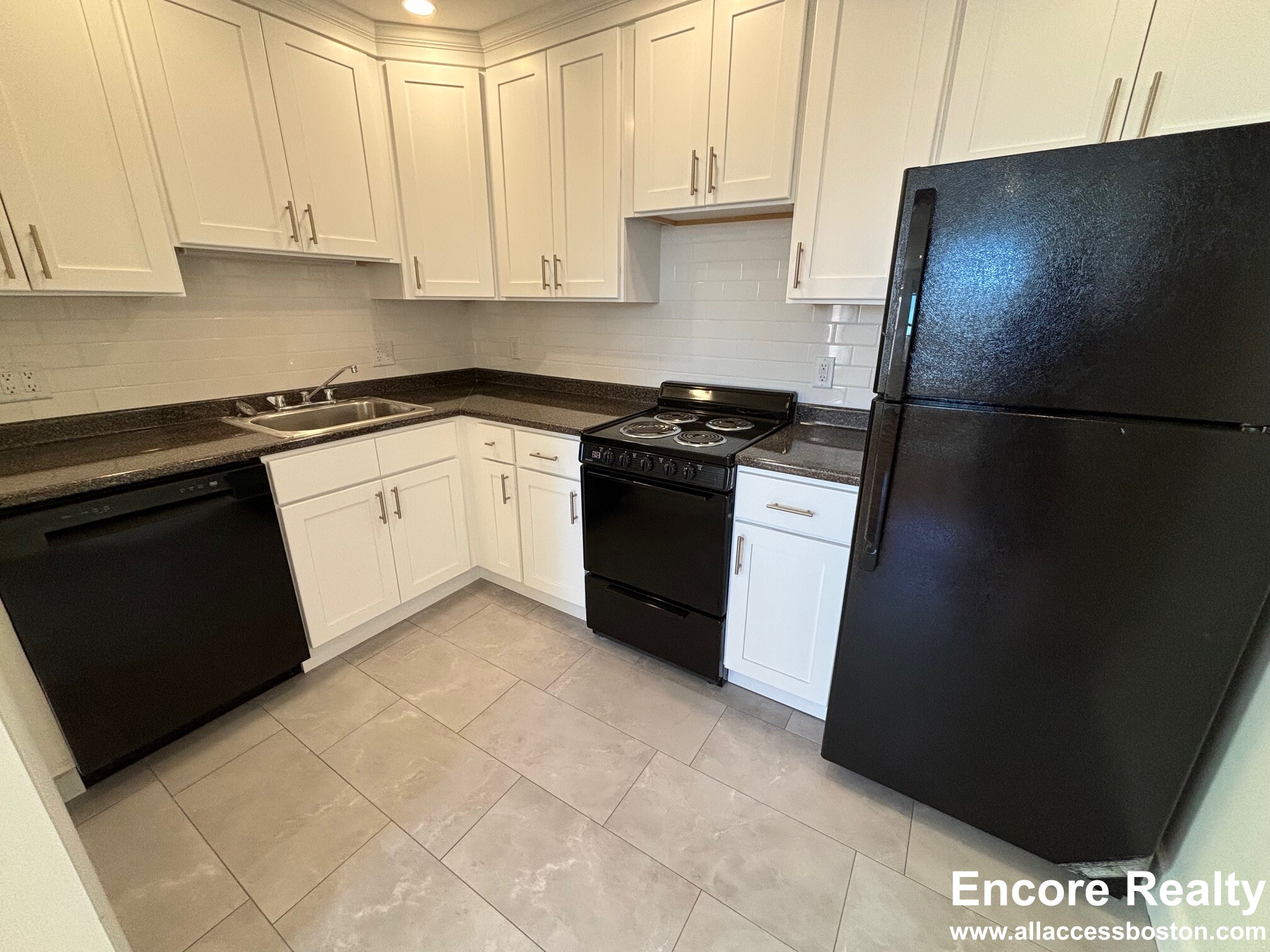 312 Tappan St, Aspinwall Hill