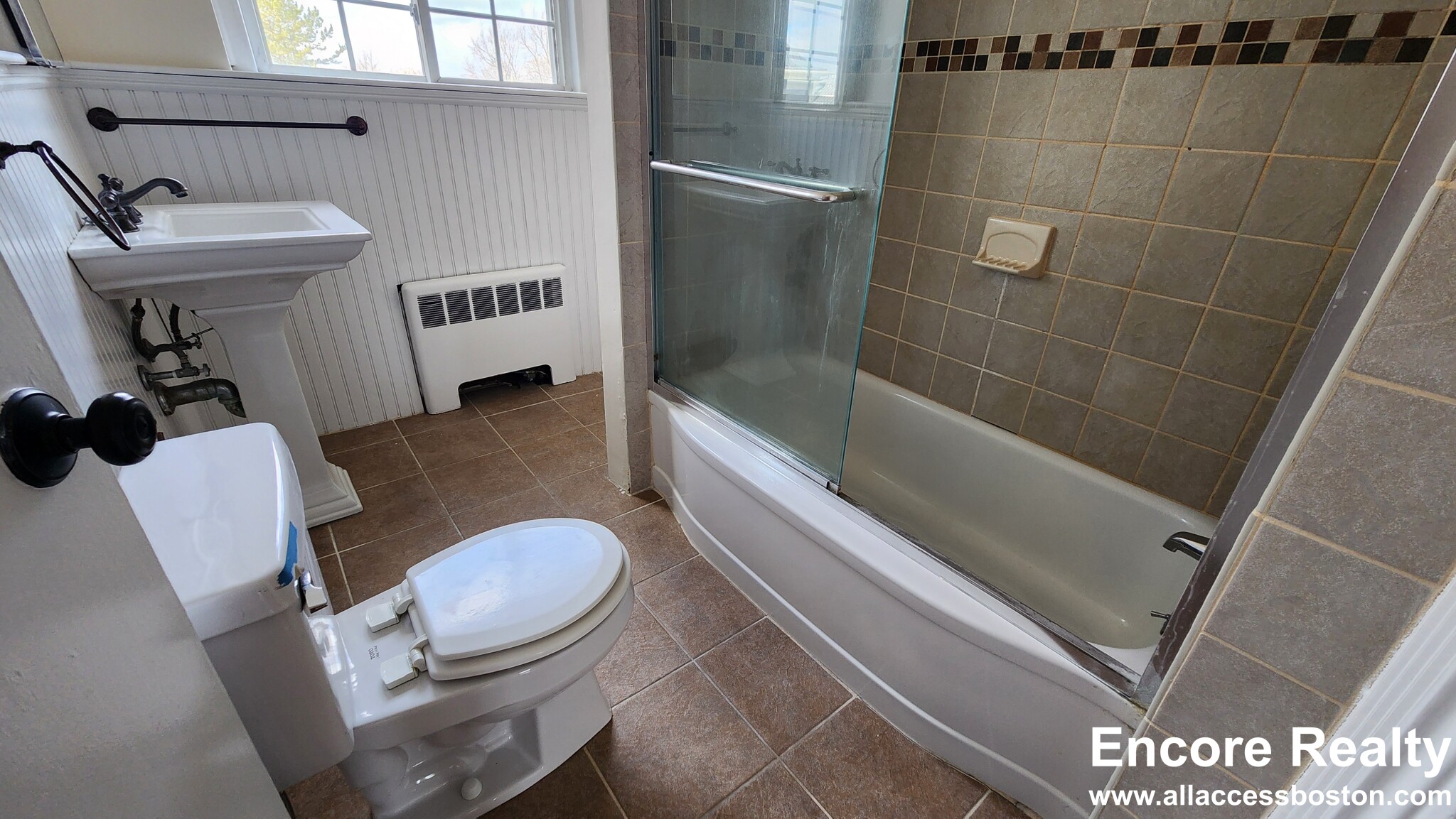 550 Belmont St, Watertown