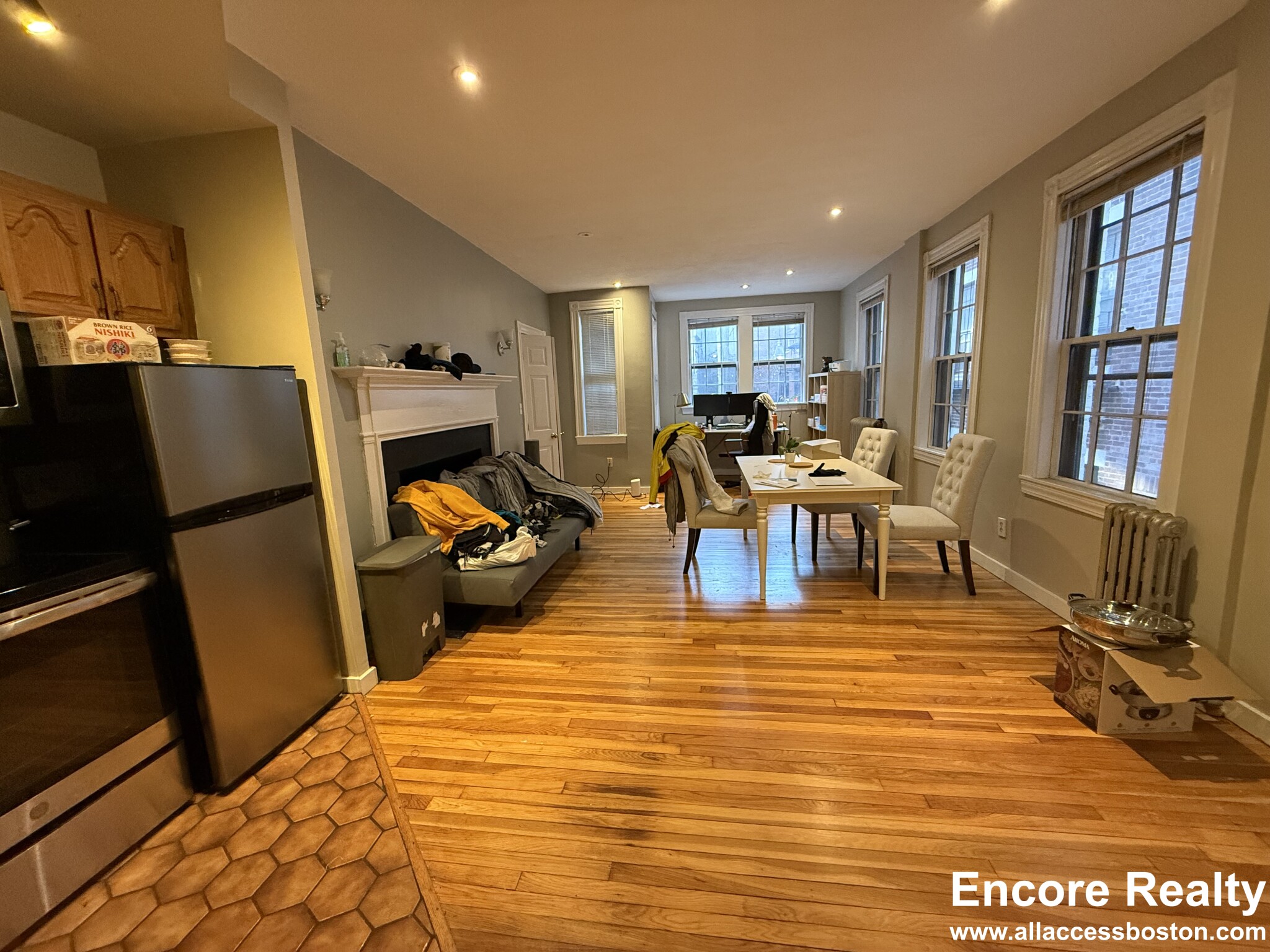 82 Phillips St., Unit 2 , Boston - Beacon Hill, MA 02114