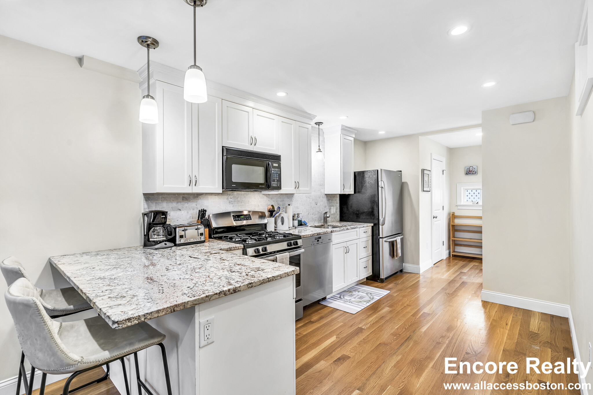 10 Bradbury , Boston - Allston, MA 02134 10 Bradbury , Boston - Allston, MA 02134